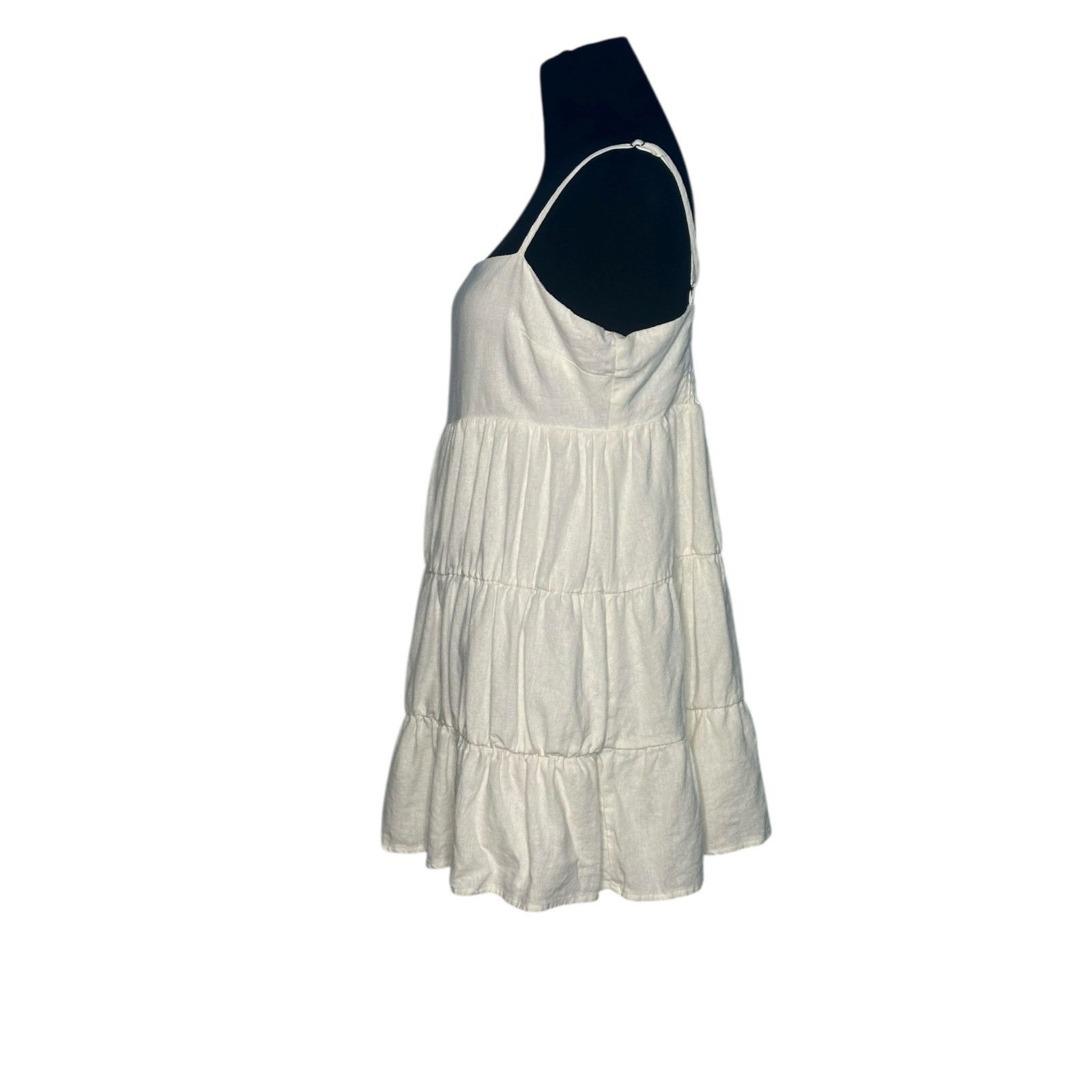Forever 21 Forever 21 white tier sleeveless top size Large Size L / US 10 / IT 46 - 7 Thumbnail