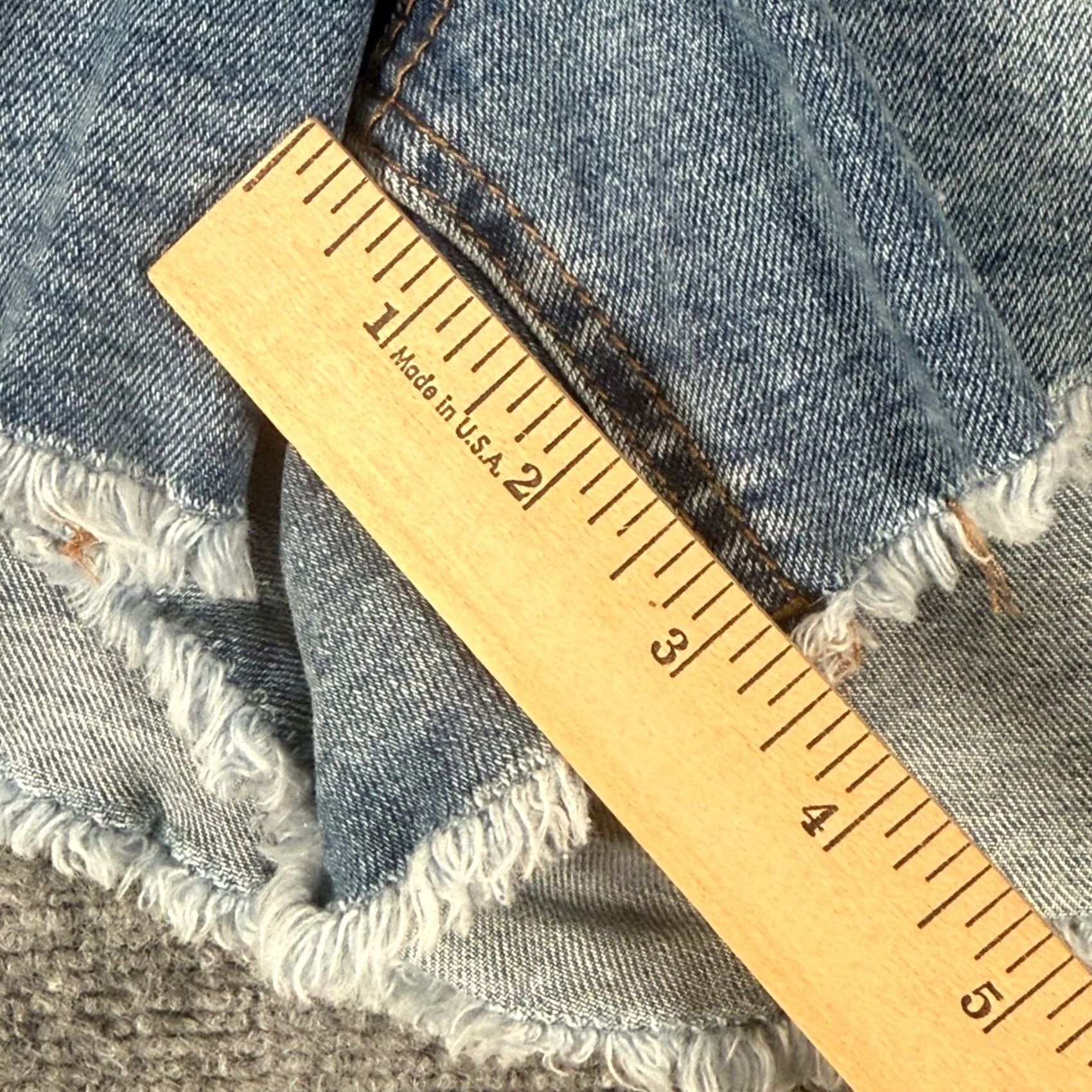 Vintage Vanilla Star Denim Shorts Plus 24 Boho Chic Crochet Trim Frayed Hem Pocket Bag Size 42" / US 20 - 7 Thumbnail