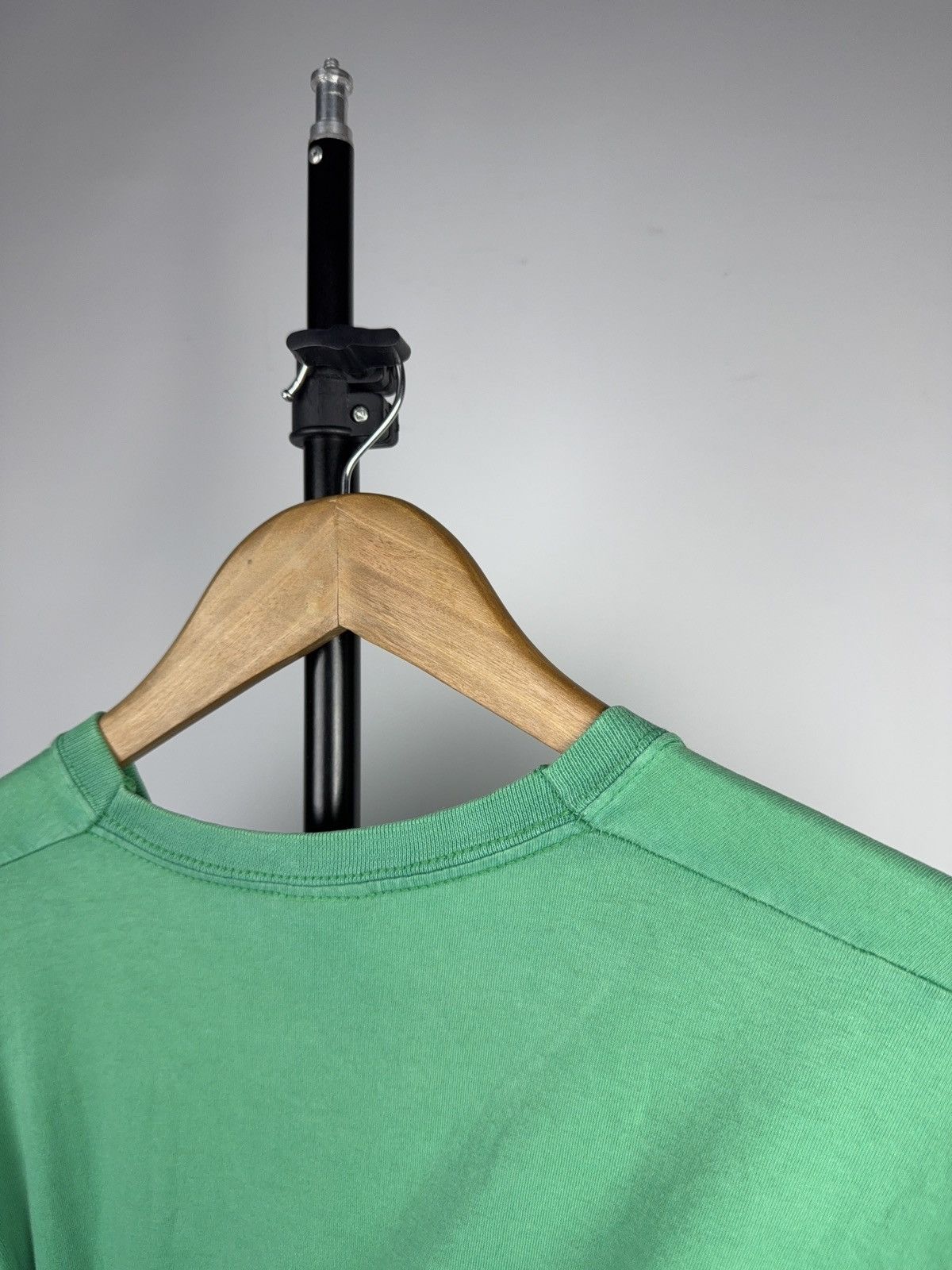 Nintendo 00s retro Know Your Mushrooms Mario Parody Tee Green Size M Size US M / EU 48-50 / 2 - 11 Thumbnail
