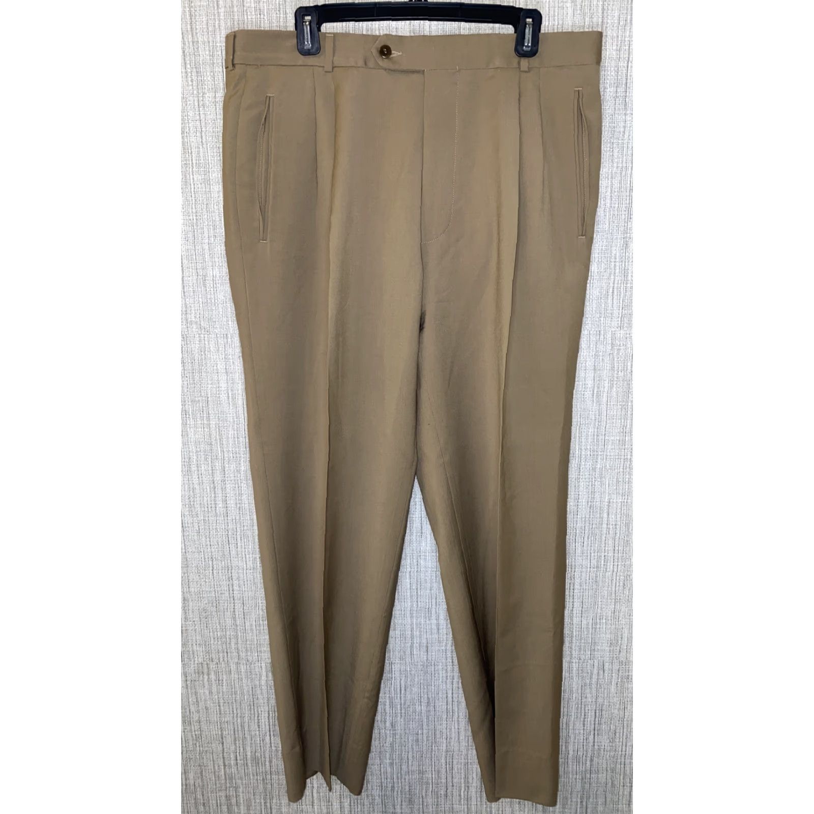 Hugo Boss HUGO BOSS Mens Dress Pants Brown Wool USA Made Pleated 37x30 Regular Inseam 30 Men's Pants Size US 37 - 2 Thumbnail