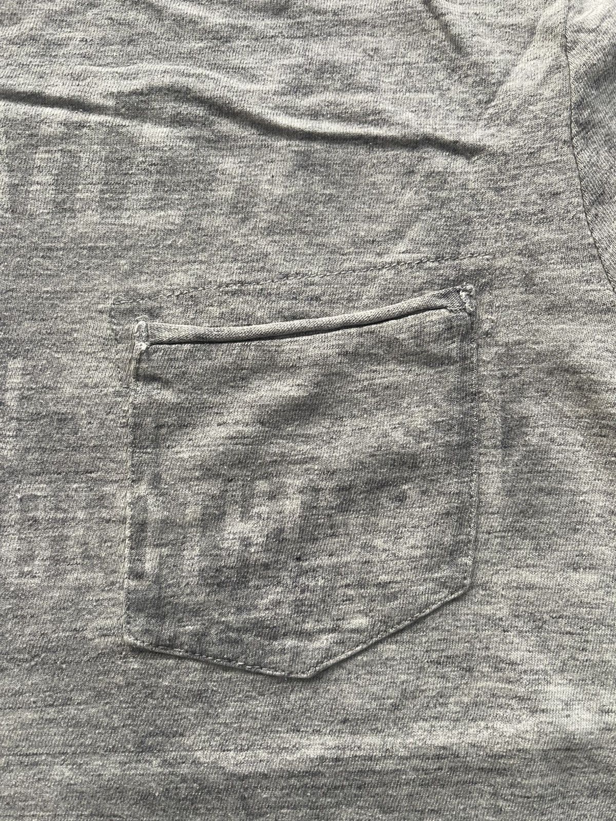 Dsquared2 🔥HOT🔥VINTAGE DSQUARED2 POCKET TEE VERY RARE Size US XS / EU 42 / 0 - 4 Thumbnail