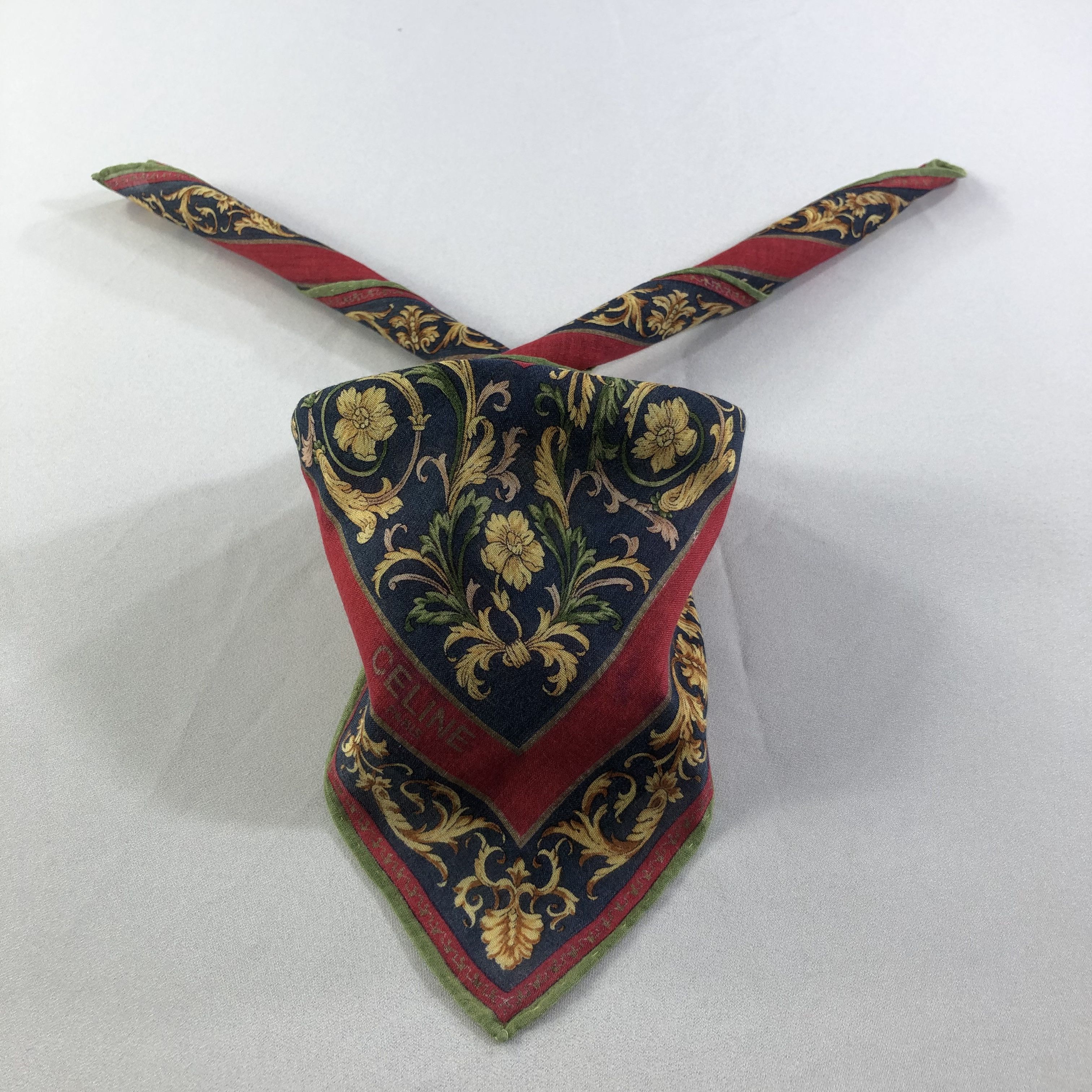 Celine × Vintage Celine Hand Rolled Handkerchief Neckerchief Bandana H1716 Size ONE SIZE - 1 Thumbnail