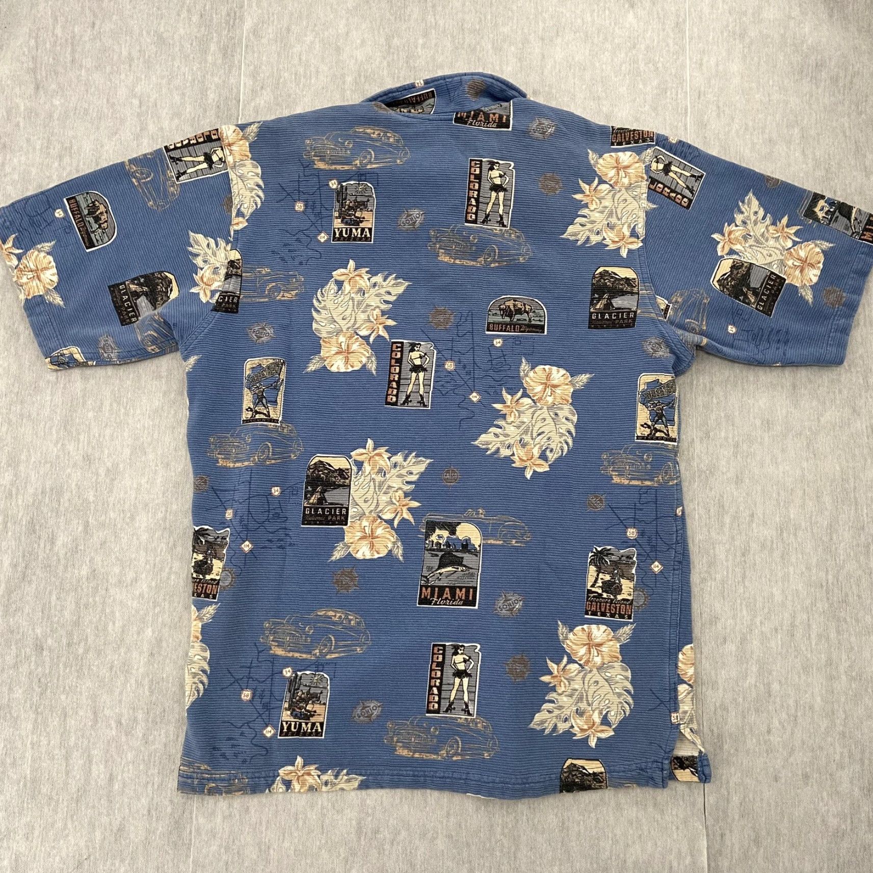 Vintage VINTAGE American Sportif Polo Shirt Adult Large Blue Allover Print Sports Football Mens L Polo Shirt Mens L Blue Vintage Sportif USA Shirt Size L / US 10 / IT 46 - 2 Thumbnail