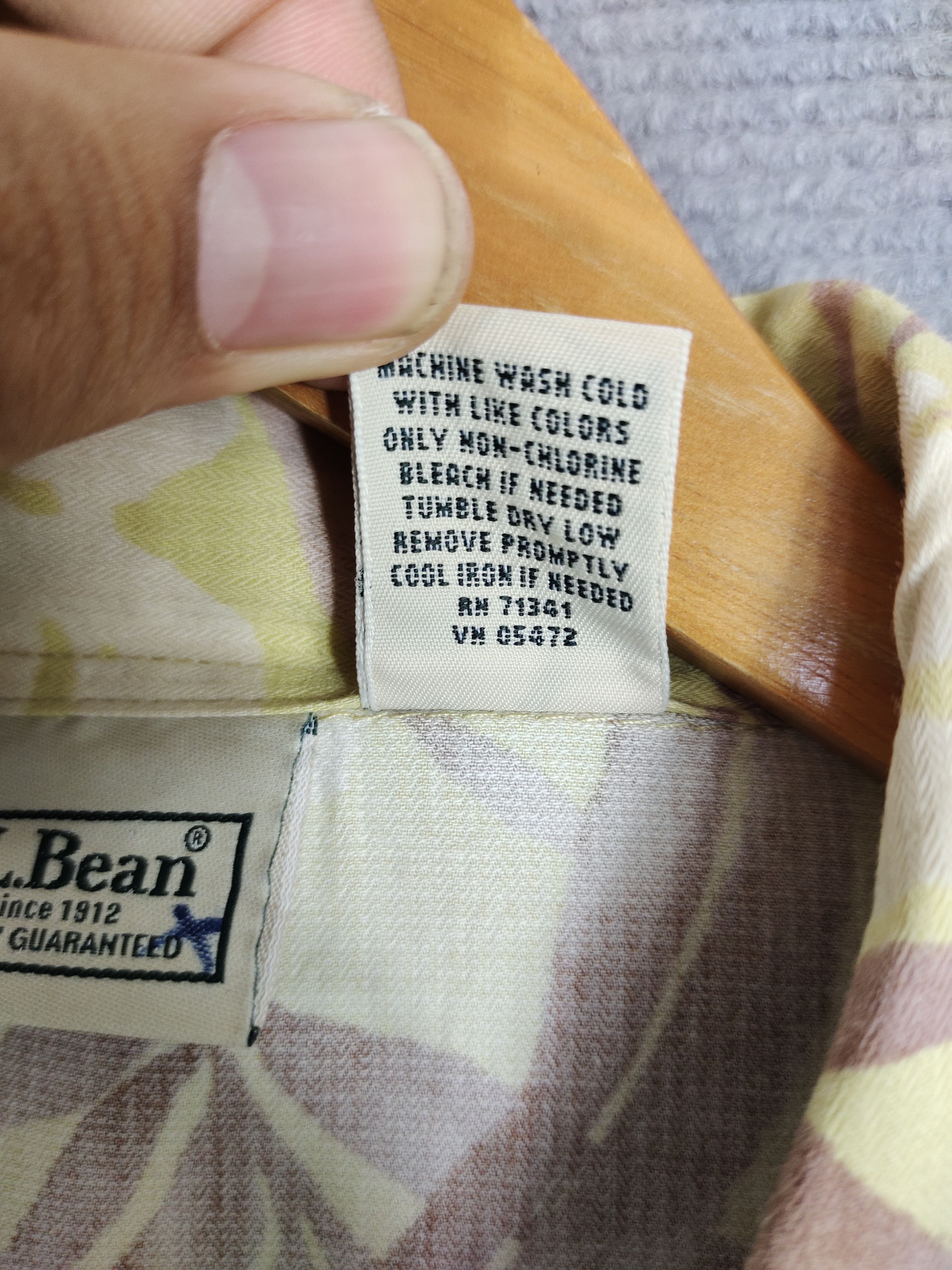L.L. Bean Vintage L.L. Bean Cotton Rayon Hawaiian Shirt Size US L / EU 52-54 / 3 - 13 Thumbnail