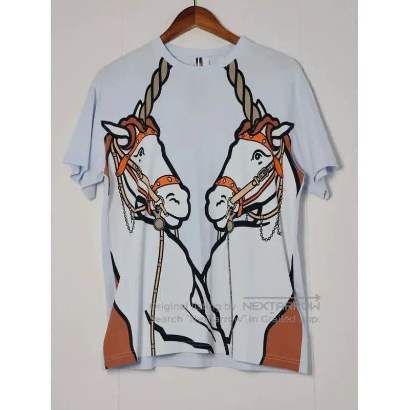 Burberry Burberry Light Blue Women's T-Shirt with Horse Print. Size S / US 4 / IT 40 - 1 Thumbnail