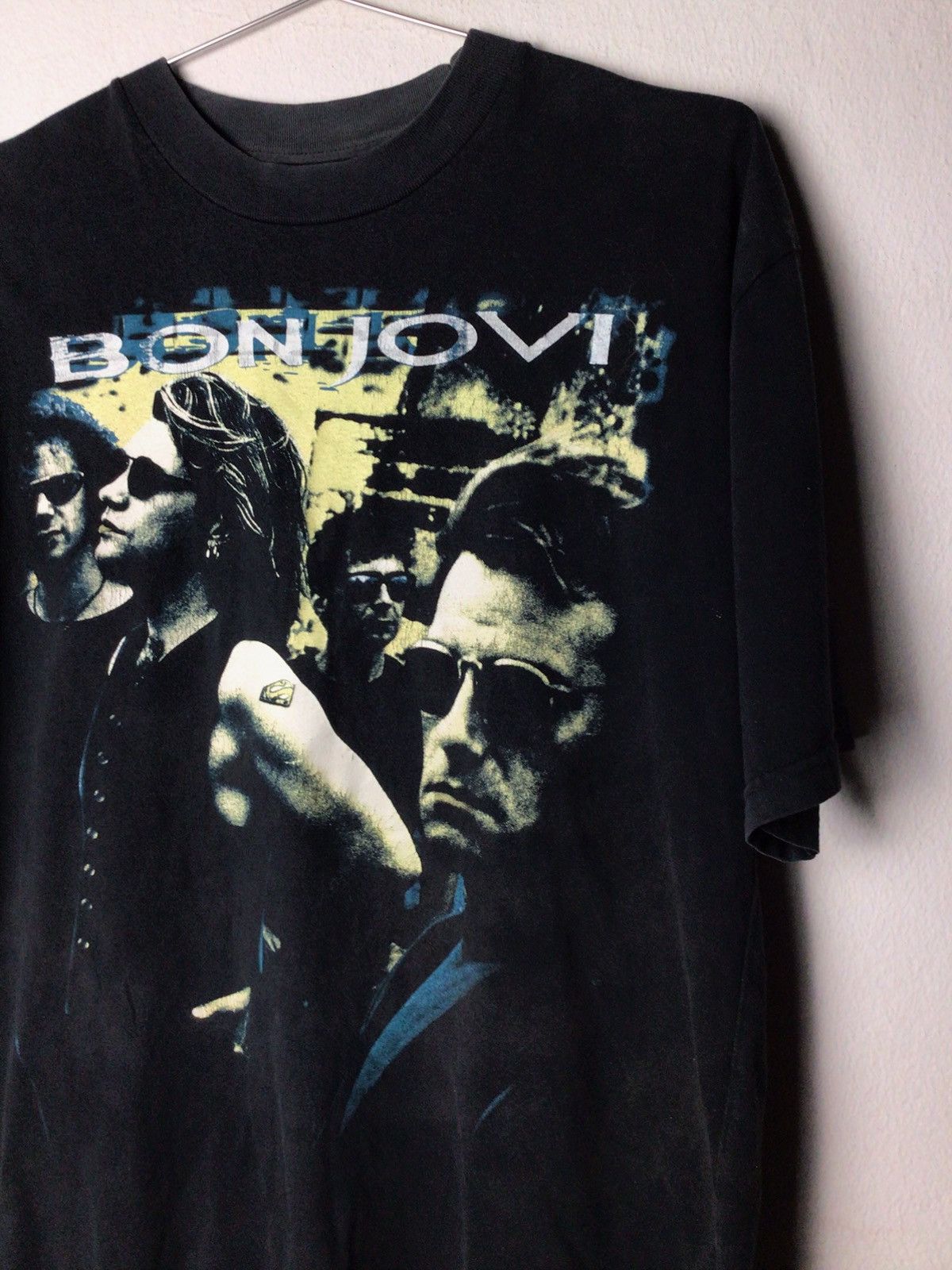 Bon Jovi Bon Jovi 90's EU bootleg Size US XL / EU 56 / 4 - 1 Thumbnail