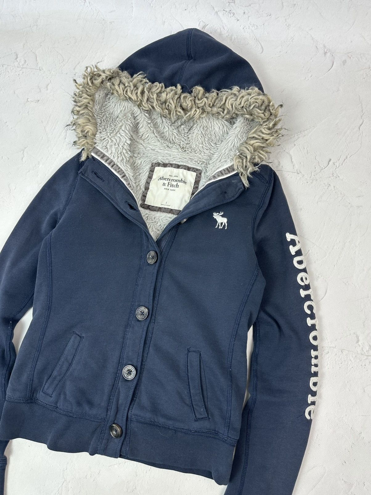 Abercrombie & Fitch Vintage Abercrombie & Fitch Fur Hoodie Size S / US 4 / IT 40 - 2 Thumbnail