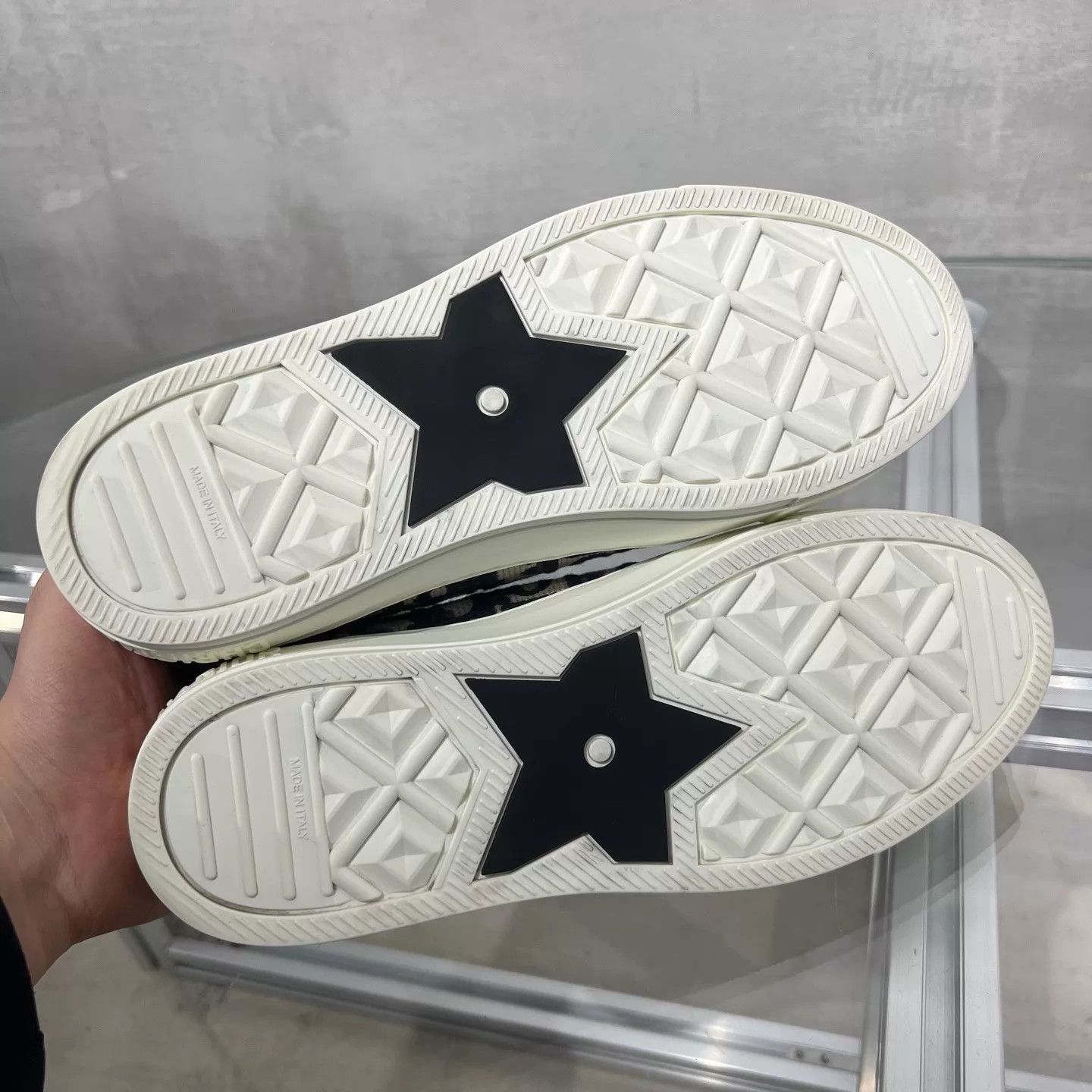 Dior Dior Walk'n'Dior Oblique all over print sneaker 37 Size US 6.5 / IT 36.5 - 7 Thumbnail