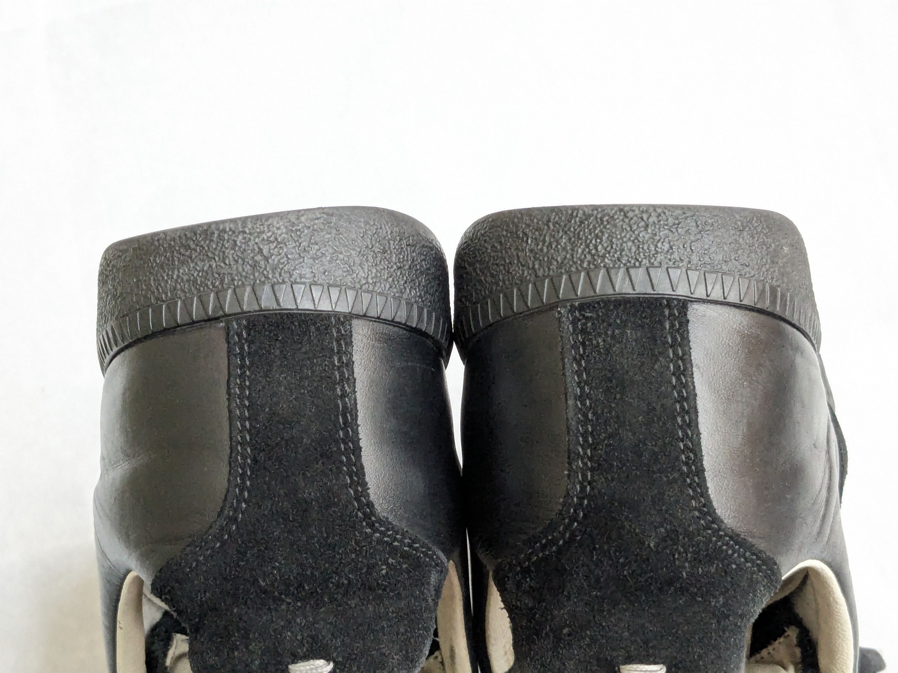 Maison Margiela Maison Margiela Replica Black Leather Sneakers 8 41 Size US 8 / EU 41 - 15 Thumbnail