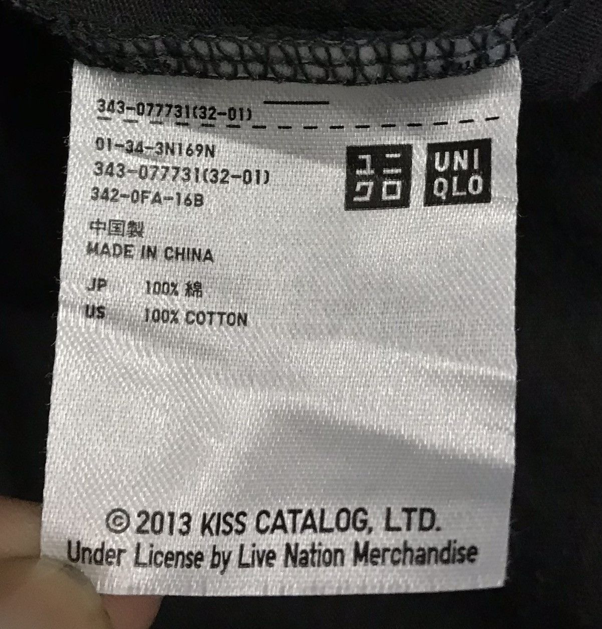 Band Tees × KISS × Uniqlo Vintage Uniqlo Hard Rock Band Kiss Shirt Size US M / EU 48-50 / 2 - 7 Thumbnail