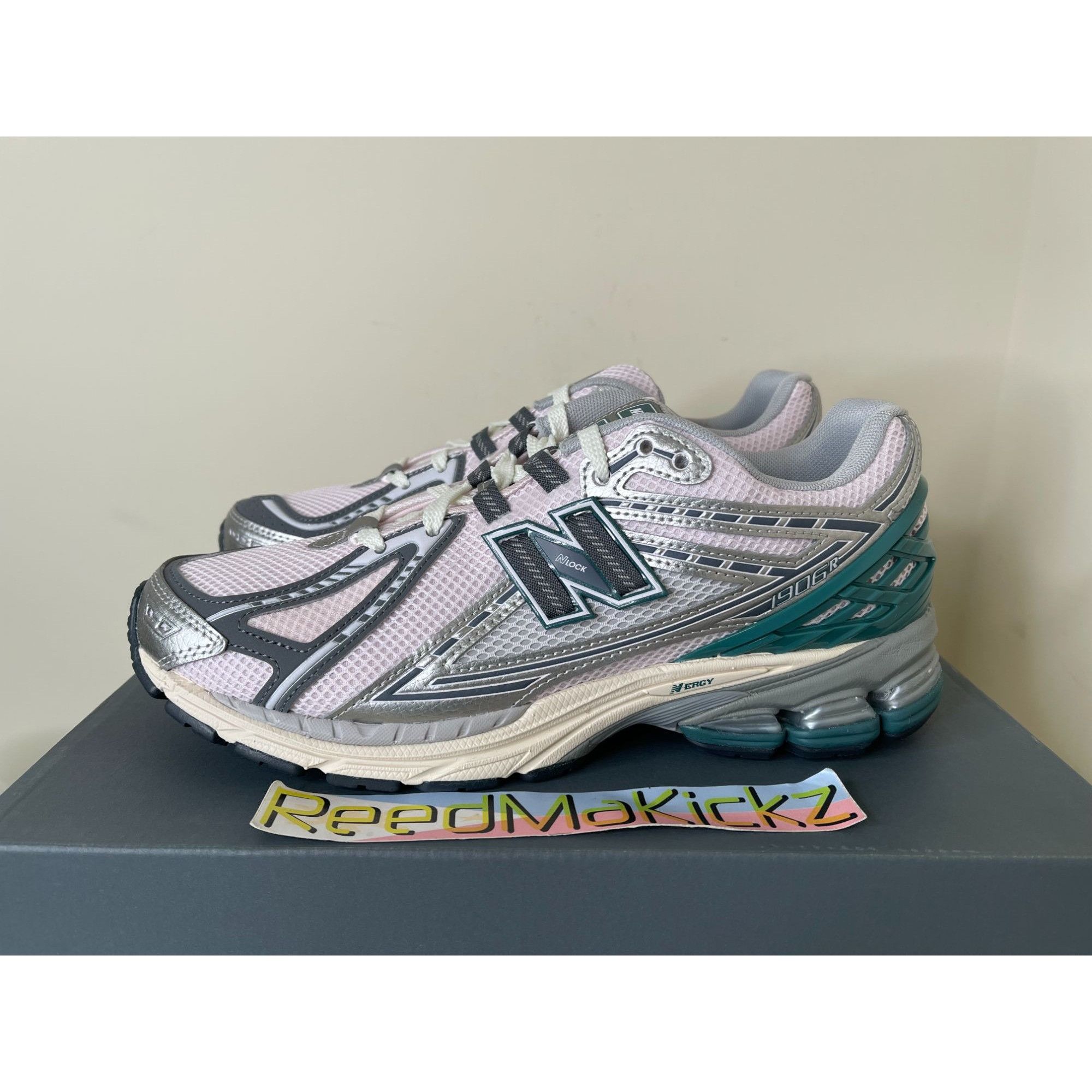 New Balance New Balance 1906R Pink Metallic Silver Womens 10us Size US 10 / IT 40 - 1 Thumbnail