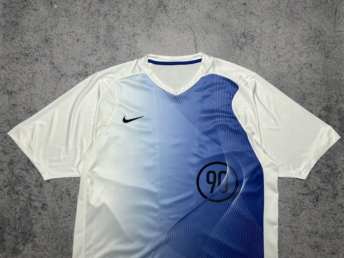 Nike Vintage Nike Total 90 Soccer Jersey T-Shirt Size US L / EU 52-54 / 3 - 2 Thumbnail