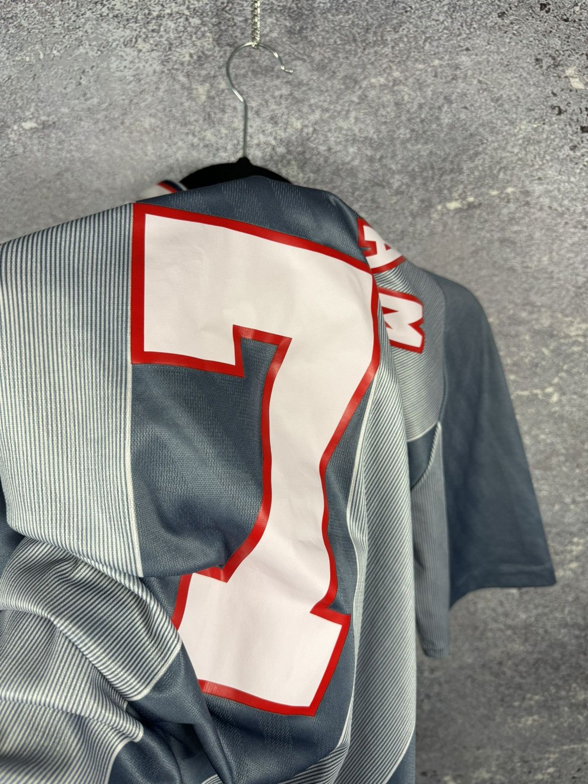 Vintage BECKHAM 90’s England National Team 1996 Umbro Jersey large Size US L / EU 52-54 / 3 - 12 Thumbnail