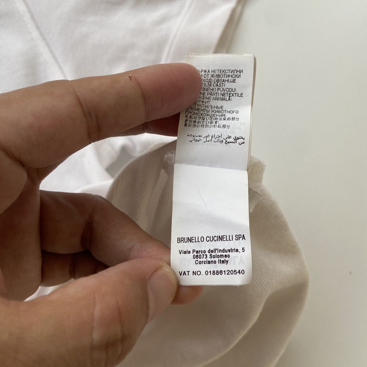 Brunello Cucinelli Brunello Cucinelli White Polo Shirt With Monil Chain Size XS / US 0-2 / IT 36-38 - 5 Thumbnail