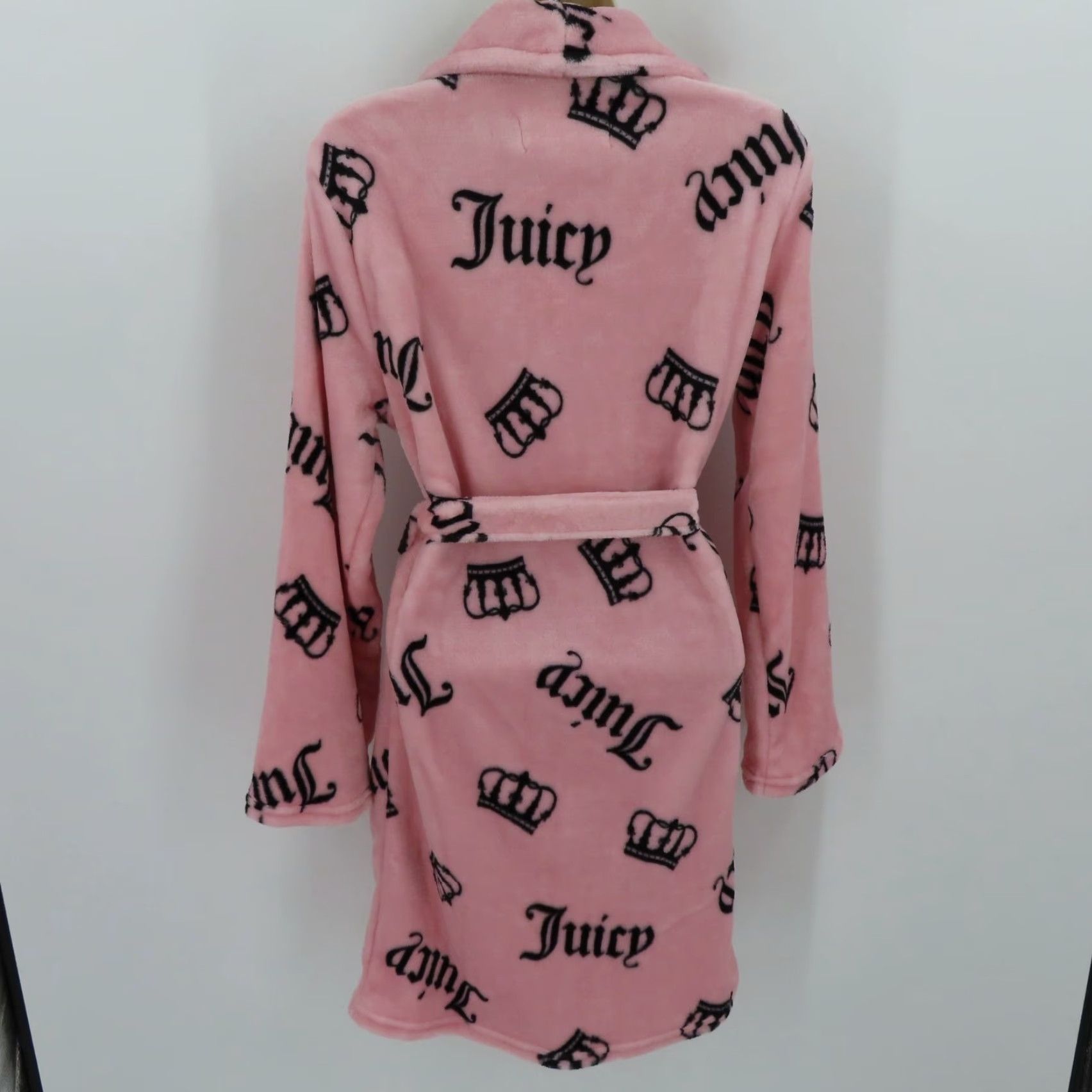Juicy Couture Juicy Couture Women's L/XL Pink Logo Crown Plush Robe NEW User: Juicy Couture Women's L/XL Pink Logo Crown Plush Robe NEW Size ONE SIZE - 4 Thumbnail