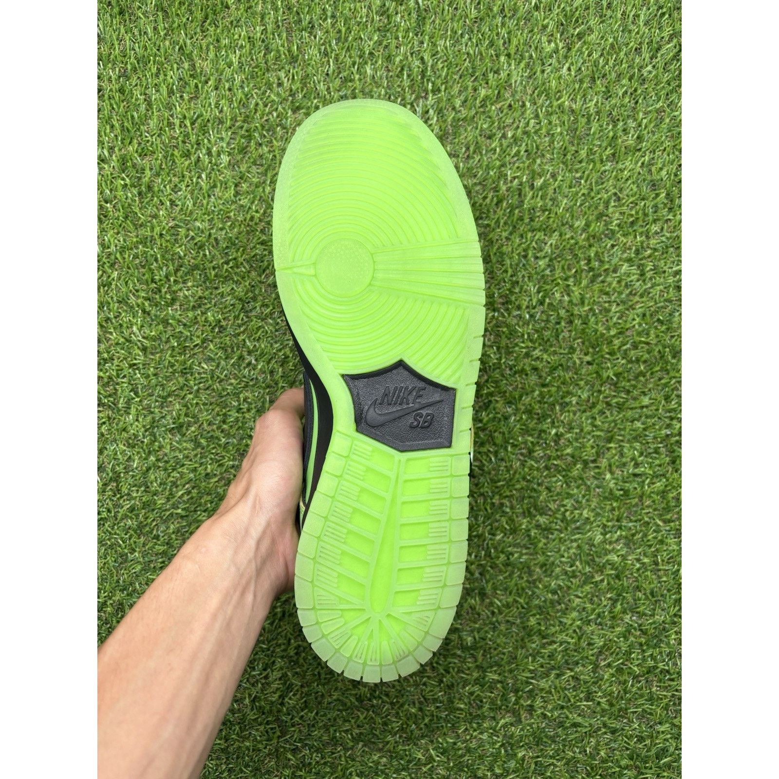 Nike Nike Powerpuff Girls Dunk Pro SB QS Low Buttercup | GREAT! Size US 10.5 / EU 43-44 - 17 Thumbnail