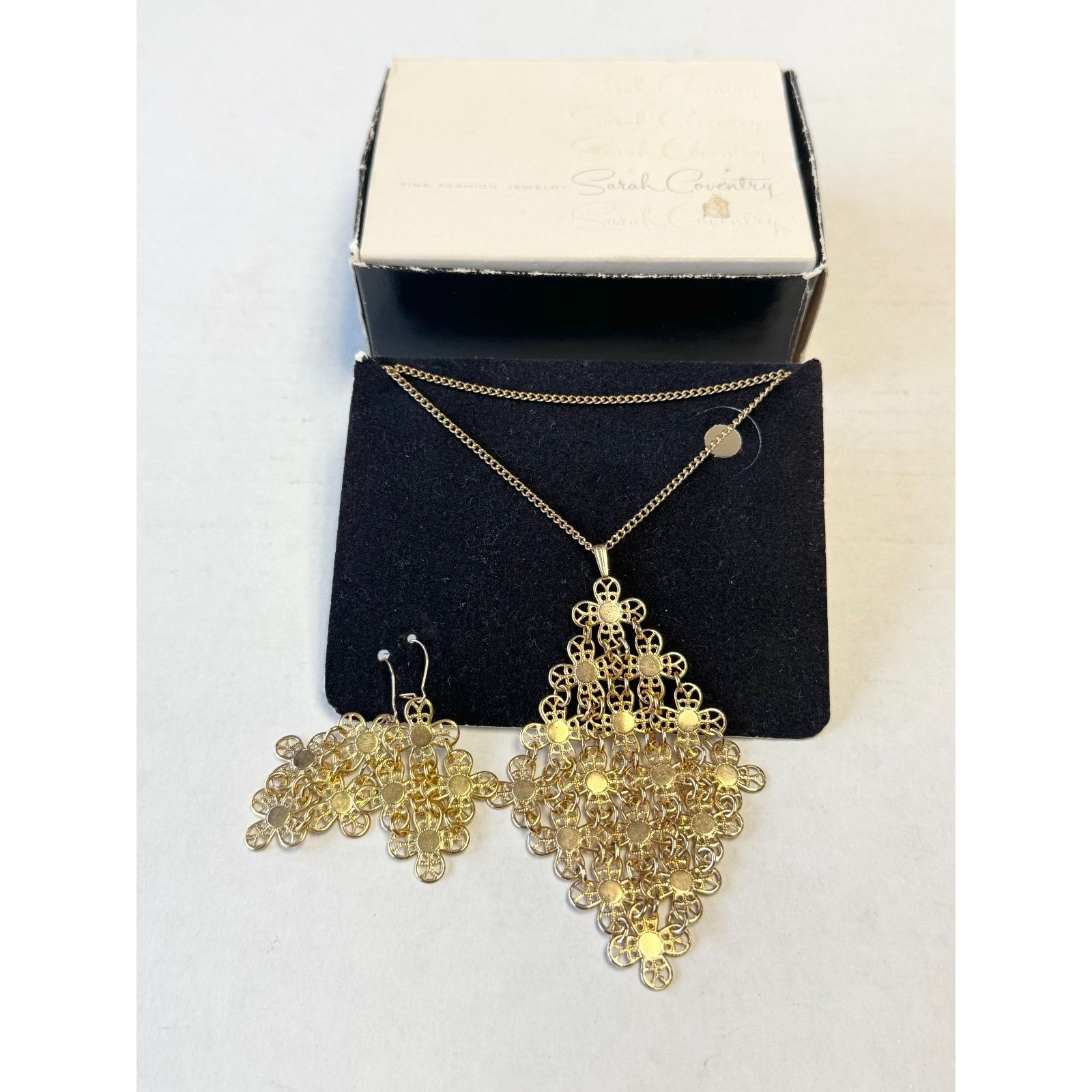 Vintage Vintage Sarah Coventry necklace & earrings set in box Size ONE SIZE - 1 Thumbnail