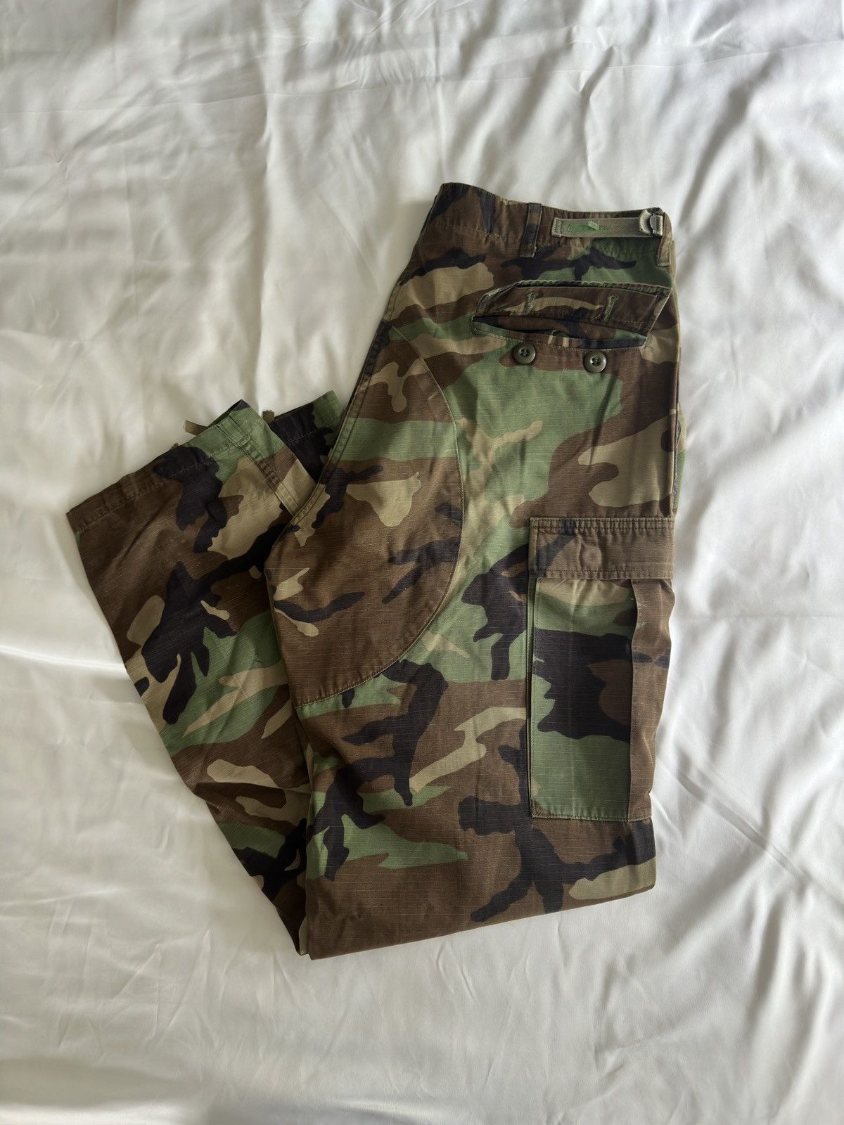 Vintage Camo Cargo Pants Size US 34 / EU 50 - 1 Thumbnail