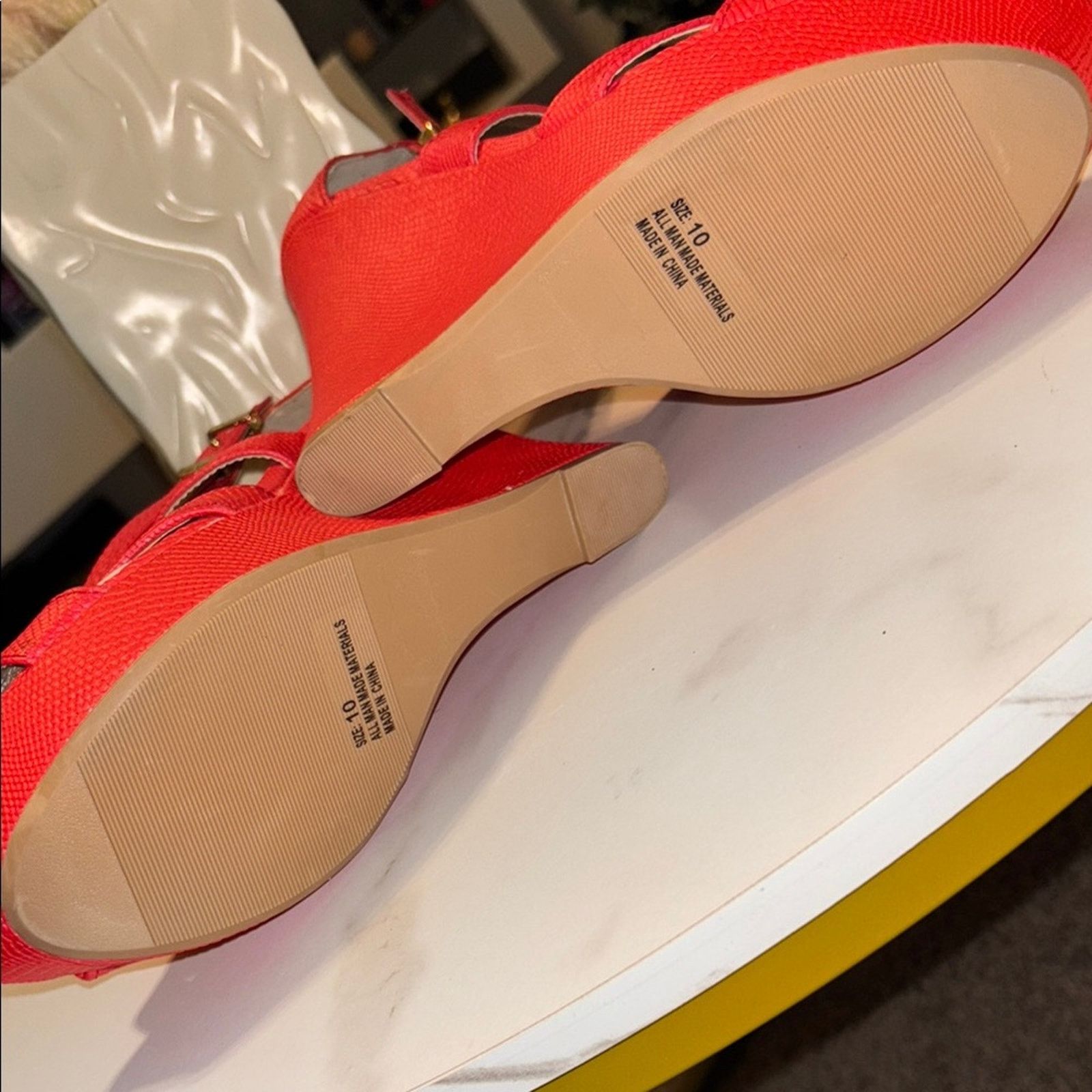 The Unbranded Brand Charlotte Russe Vibrant Red Wedge Sandals Size 10 Size US 10 / IT 40 - 5 Thumbnail