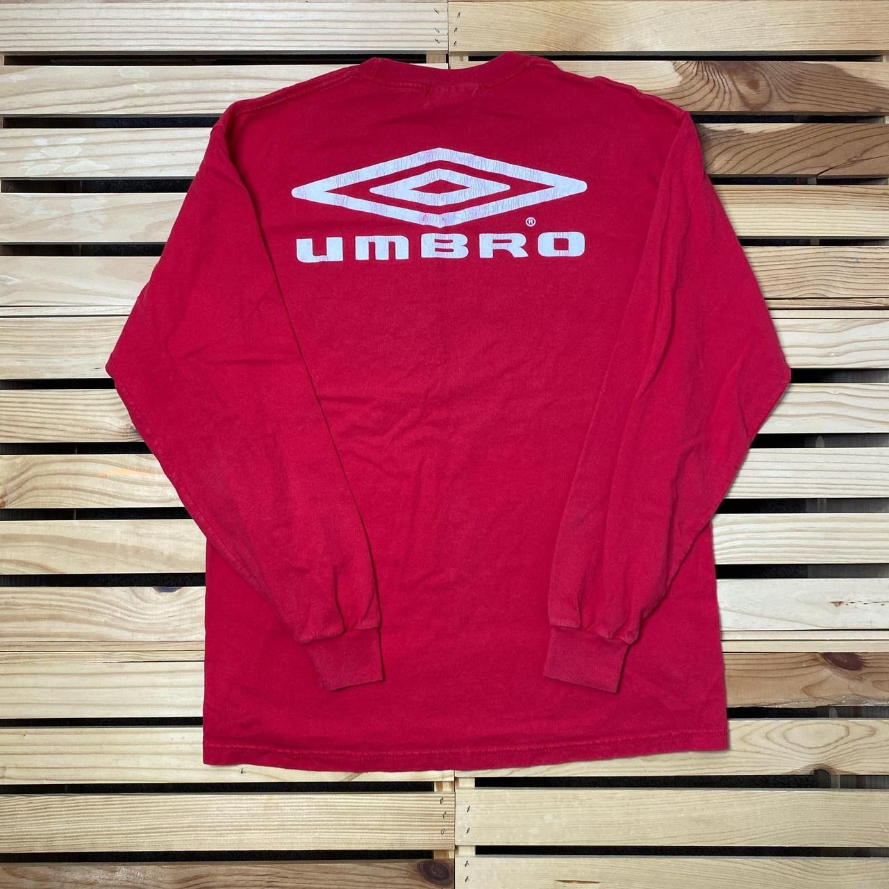 Umbro Vintage Umbro x England 3 Lion Crest Red Tee Size Medium Size US M / EU 48-50 / 2 - 2 Thumbnail
