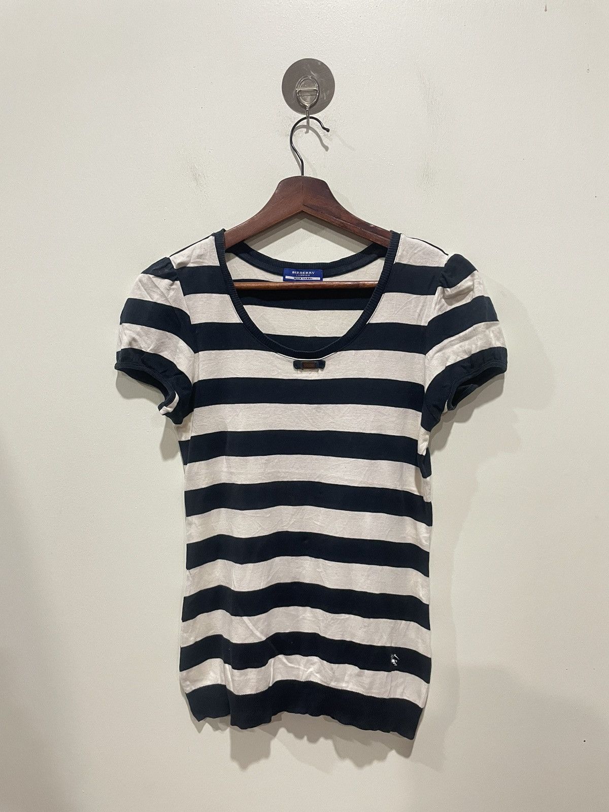 Burberry Burberry Tshirt Size XS / US 0-2 / IT 36-38 - 1 Thumbnail