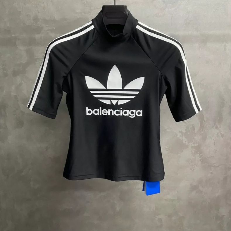 Balenciaga Balenciaga Black printed logo cycling jacket short sleeve Size XS / US 0-2 / IT 36-38 - 1 Thumbnail