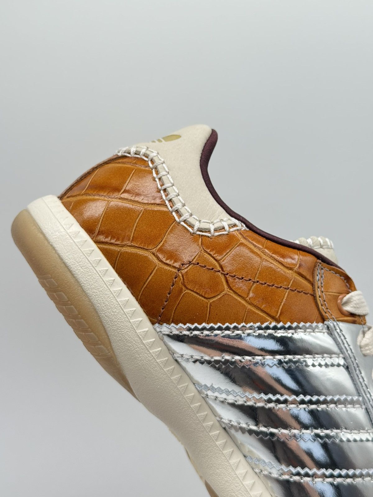 Adidas × Wales Bonner Adidas Wales Bonner MN Samba IH5777 Größe 40 2/3 Neu Size US 7.5 / EU 40-41 - 9 Thumbnail