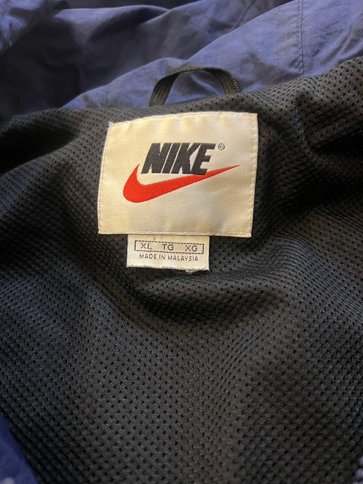 Nike × Vintage Vintage 90’s NIKE Winter Windbreaker Hooded Size US XL / EU 56 / 4 - 11 Thumbnail