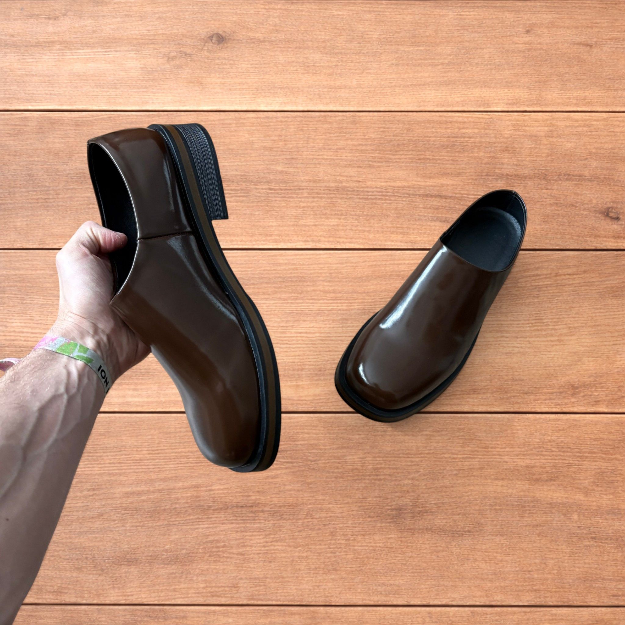 Japanese Brand Lovely faux leather slip on loafers shoes in brown. Size US 11 / EU 44 - 6 Thumbnail