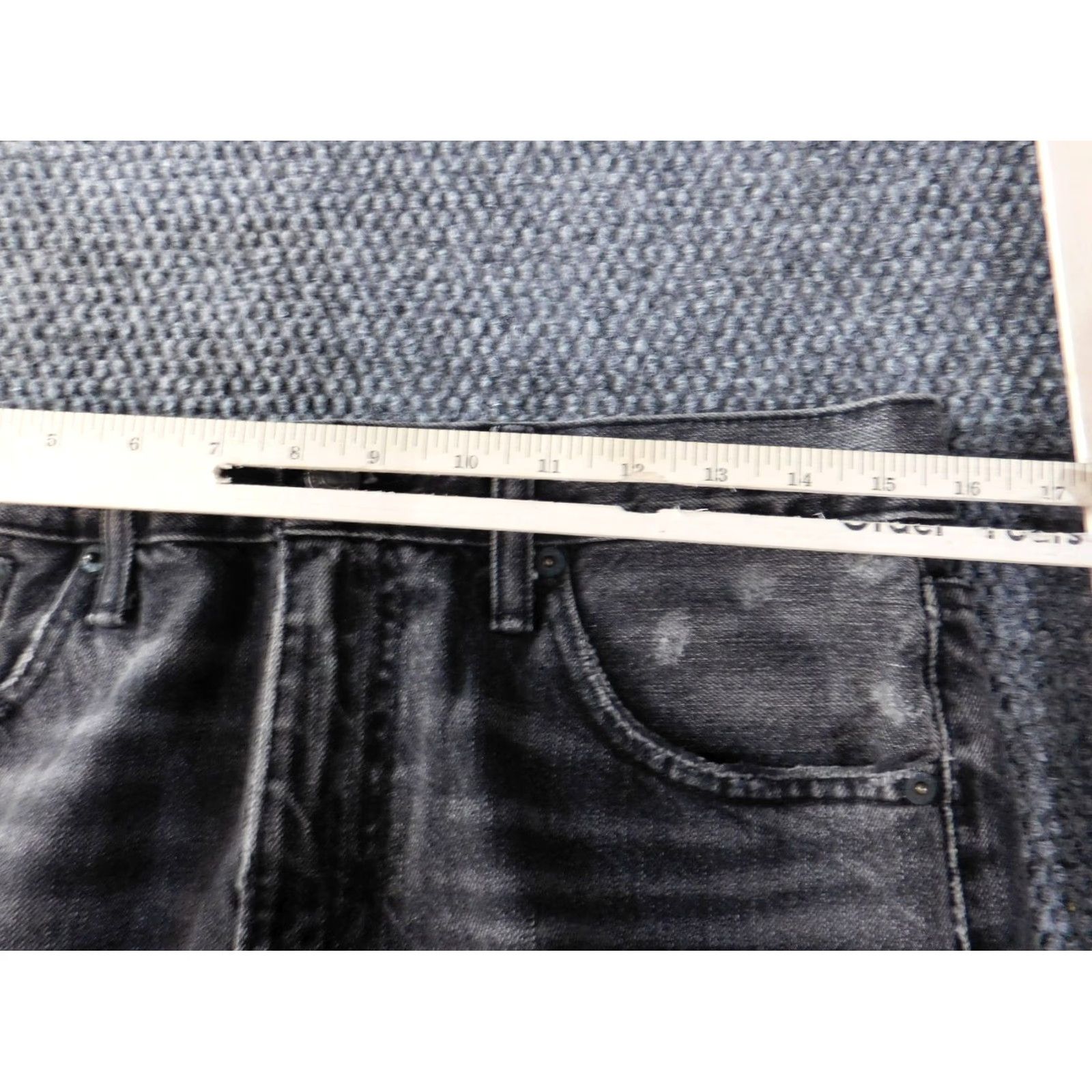 Levi's Levi's Shirts 508 Mens Black Denim Shorts 30 Distressed Bermuda Ripped Classic Regular Zip Front Flat Front Logo Men Buddies? Size US 30 / EU 46 - 4 Thumbnail
