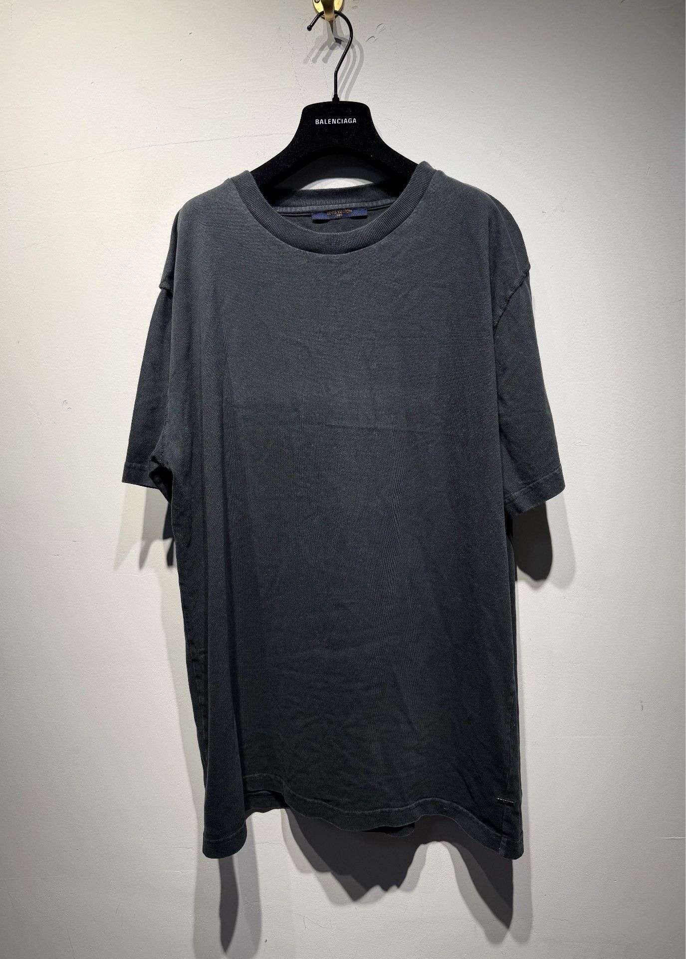 Louis Vuitton Louis Vuitton T-Shirt L Men Size US L / EU 52-54 / 3 - 1 Thumbnail