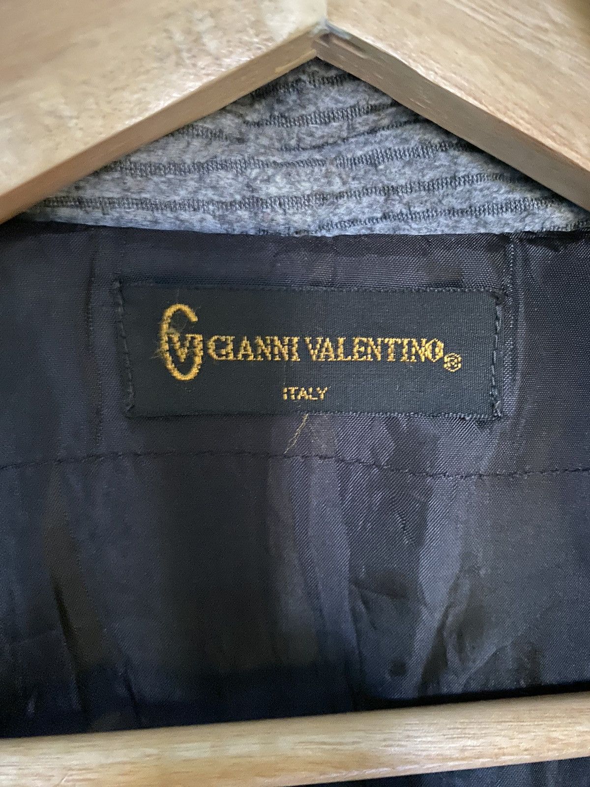 Valentino Gianni Valentino cardigan Pullover Button Jacket Size US M / EU 48-50 / 2 - 7 Thumbnail