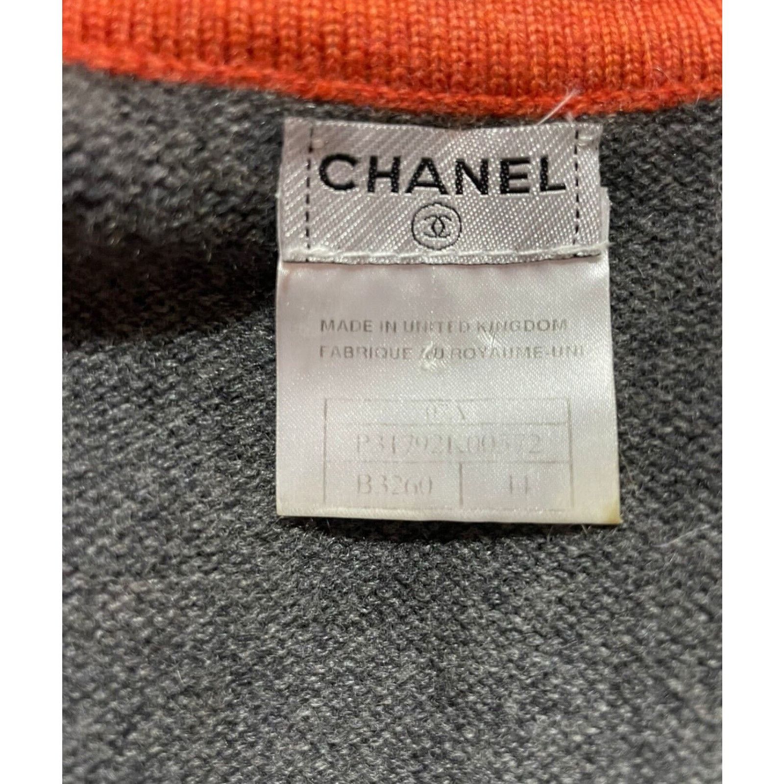 Chanel CHANEL 07A Cashmere COCO Logo Badge Knit Dress Sz.44 Size L / US 10 / IT 46 - 4 Thumbnail