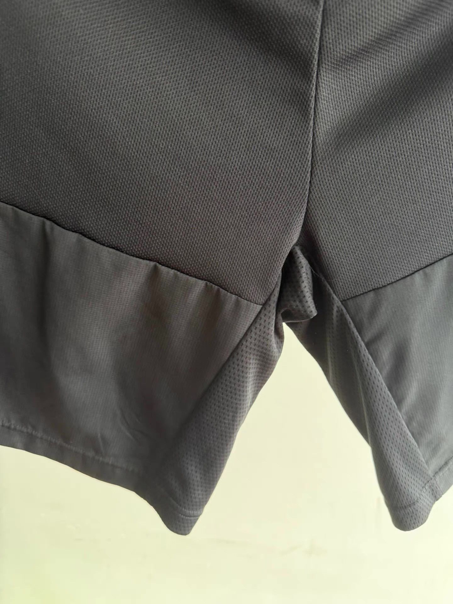 Adidas Adidas Originals Panel Shorts Q17 Size US 32 / EU 48 - 5 Thumbnail