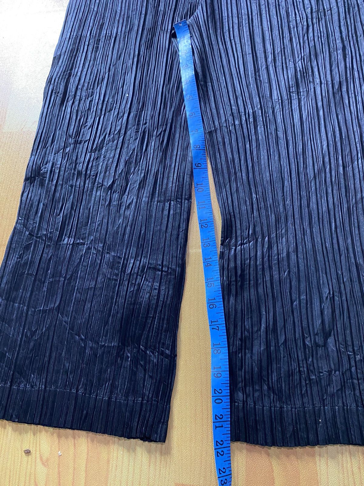 Designer × Issey Miyake × Vintage Vintage issey miyake pleated pants Size US 30 / EU 46 - 6 Thumbnail
