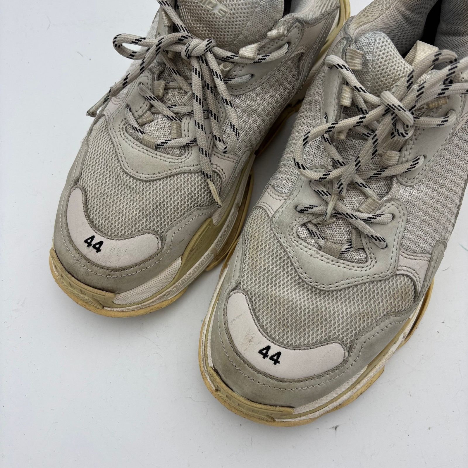 Balenciaga Balenciaga Triple S Chunky Trainers Sneakers Men's 11 Size US 11 / EU 44 - 15 Thumbnail