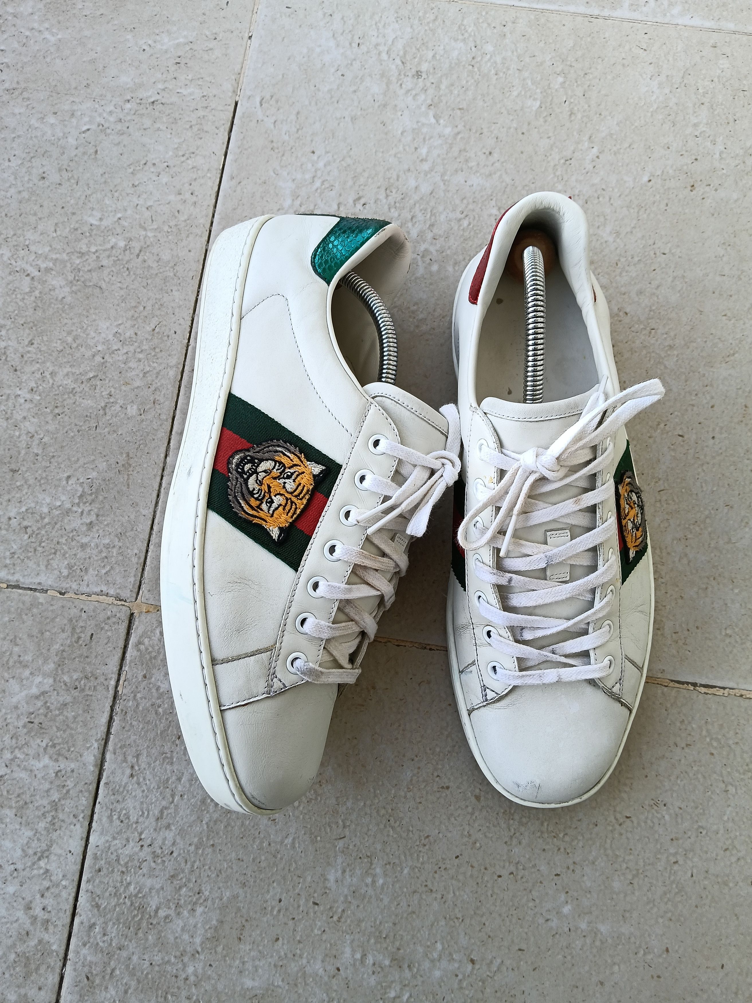 Gucci Gucci ace embroidered Tiger low top sneakers Size US 10 / EU 43 - 1 Thumbnail
