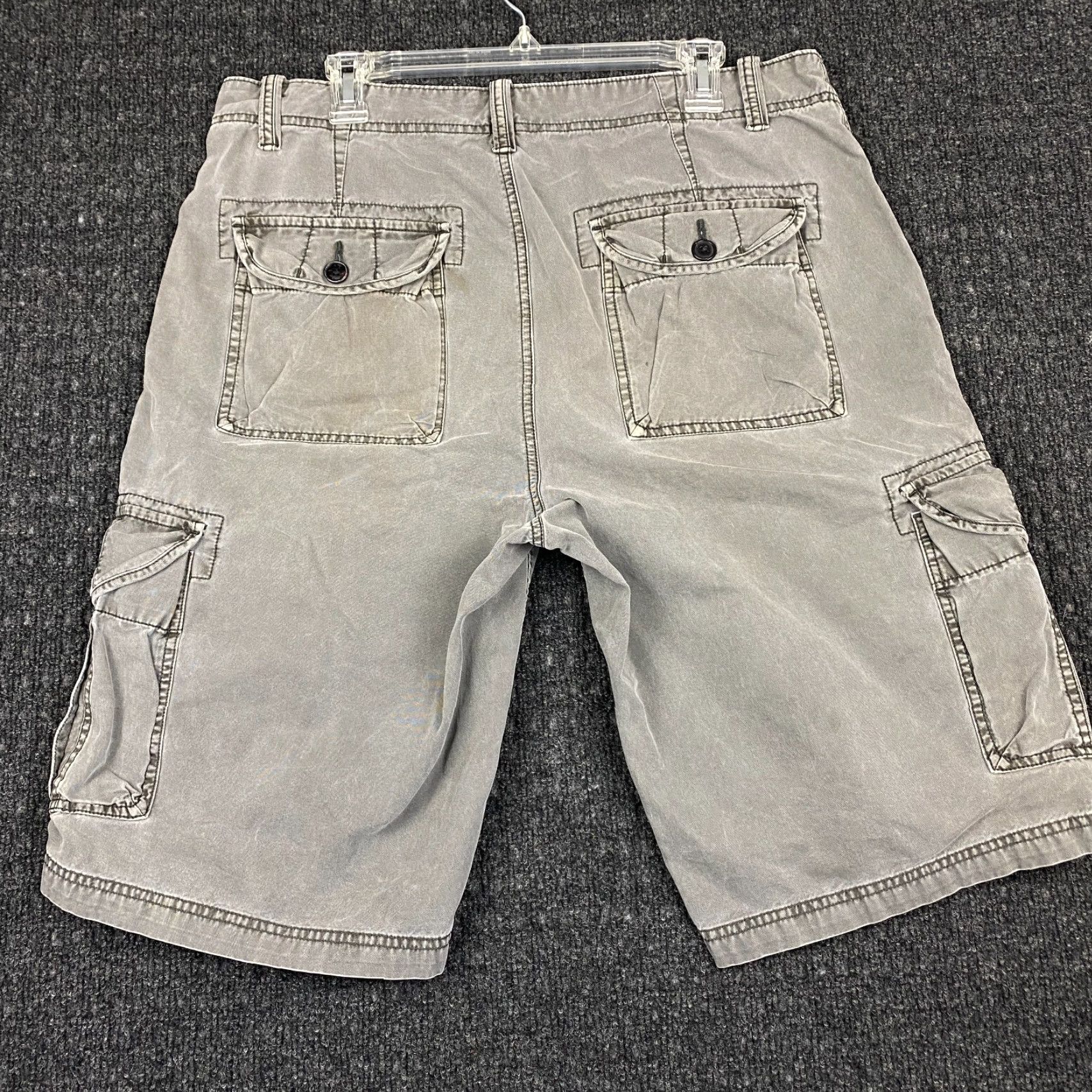Calvin Klein VINTAGE Calvin Klein Ck Cargo Shorts Mens 36 Gray Baggy Skater 90s y2K Size US 36 / EU 52 - 3 Thumbnail