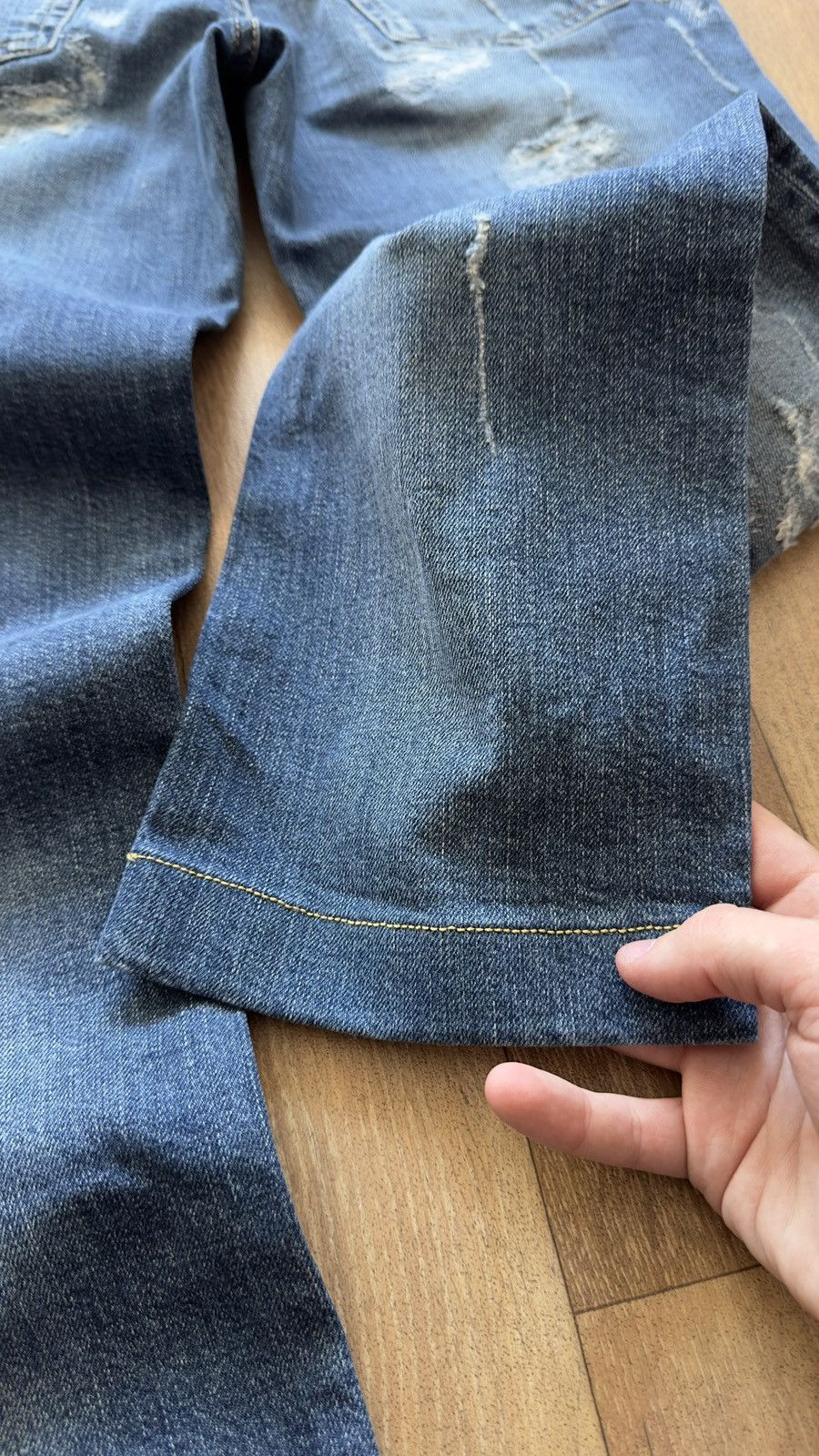 Dolce & Gabbana Dolce & Gabbana Y2K Archive Distressed Wash Denim Jeans Size 28" / US 6 / IT 42 - 14 Thumbnail