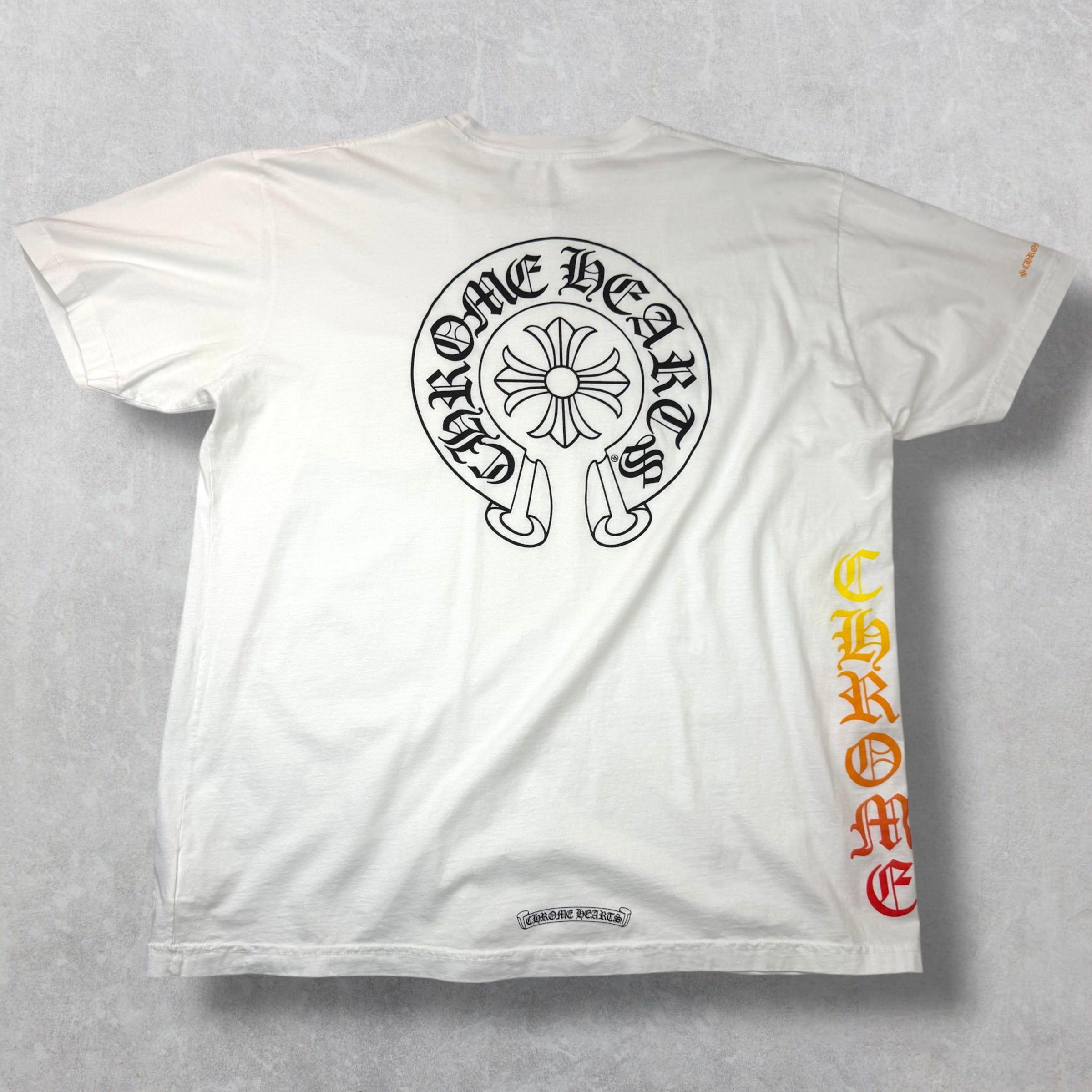 Chrome Hearts Chrome Hearts Neck Logo Horseshoe Gradient Tee XXL Size US XXL / EU 58 / 5 - 2 Thumbnail