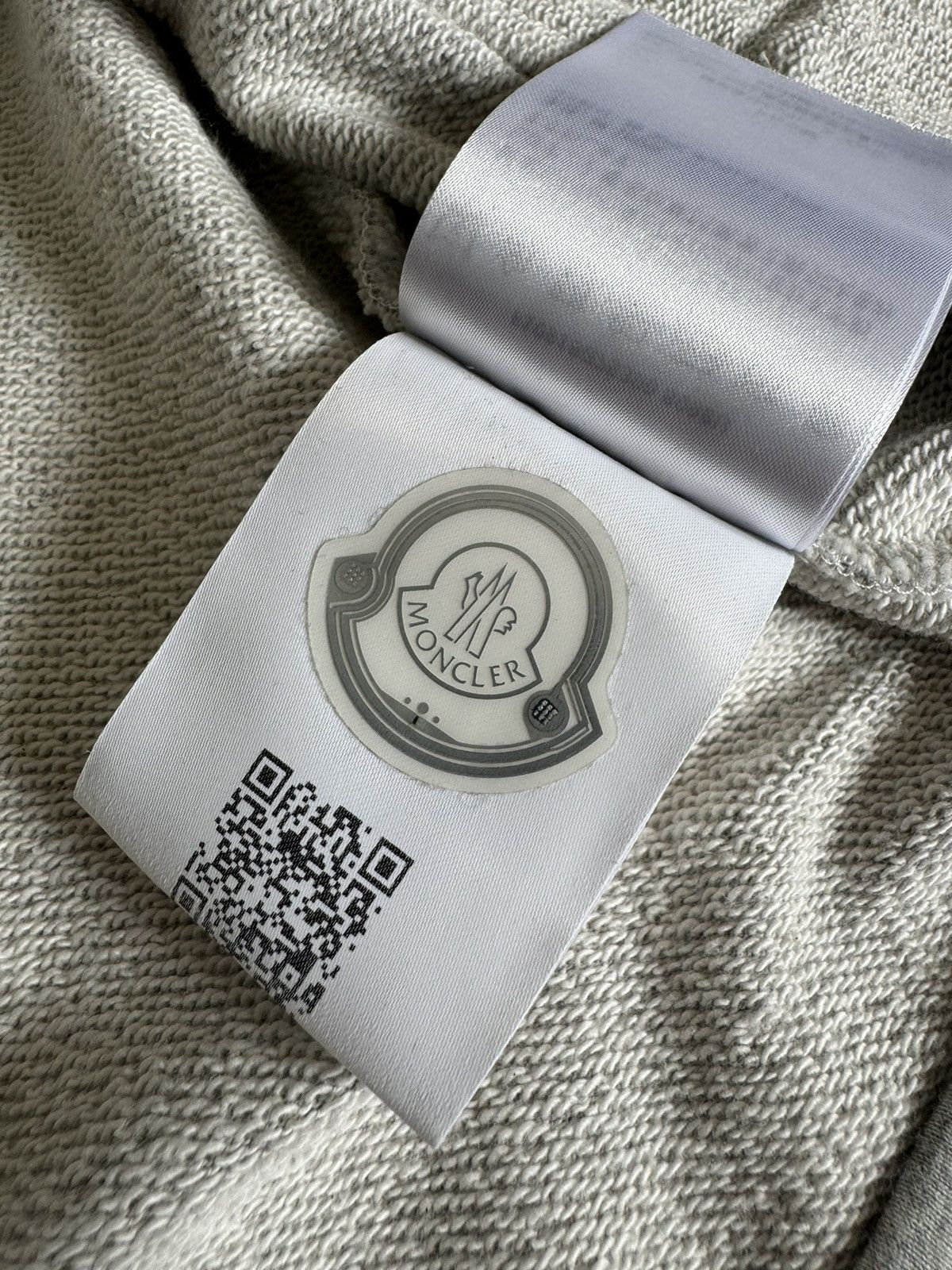 Moncler Moncler Maglia Cardigan Grey Jacket Size US L / EU 52-54 / 3 - 8 Thumbnail