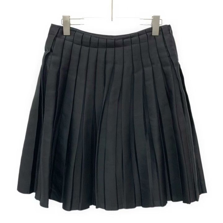 Louis Vuitton Louis Vuitton Black Silk Pleated Skirt Size 38" / US 16 / IT 52 - 1 Thumbnail