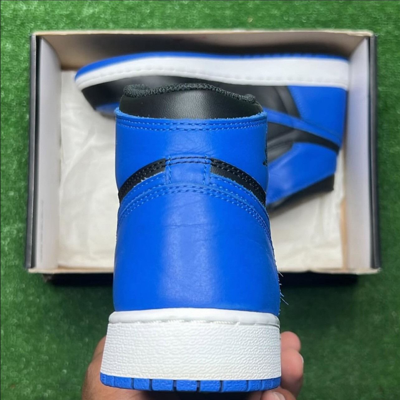 Jordan Brand Air Jordan 1 Retro High OG GS ‘ Royal ‘ 2017 Size US 6 / EU 39 - 4 Thumbnail