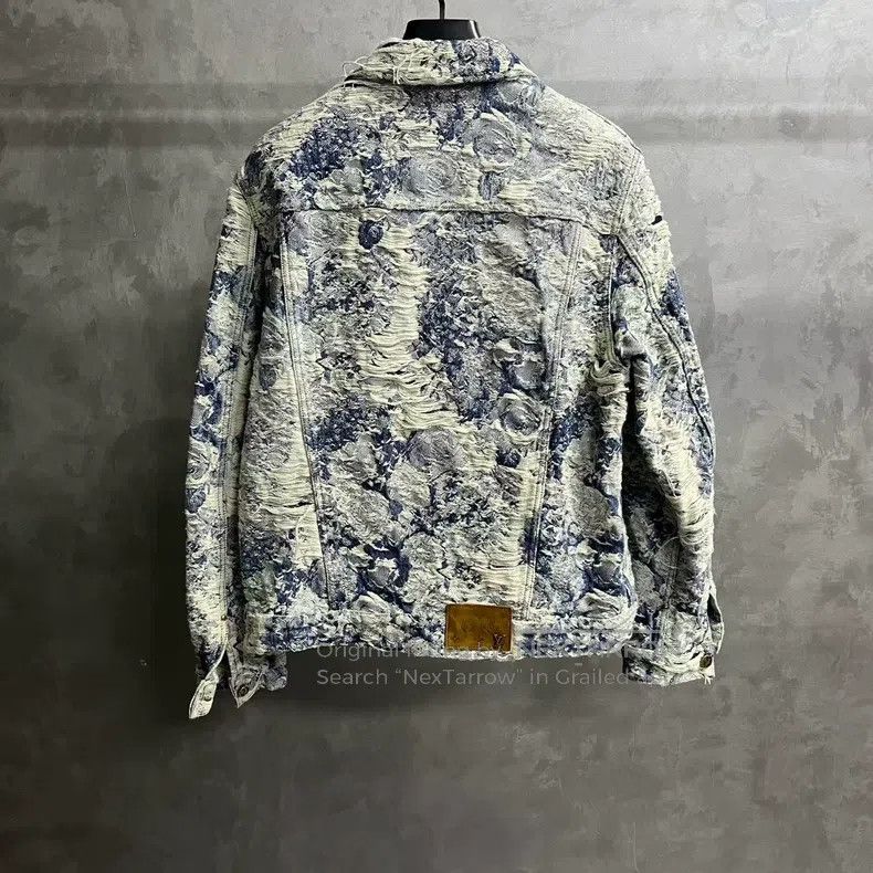 Louis Vuitton Louis Vuitton Blue monogrammed long-sleeved denim jacket Size US M / EU 48-50 / 2 - 6 Thumbnail