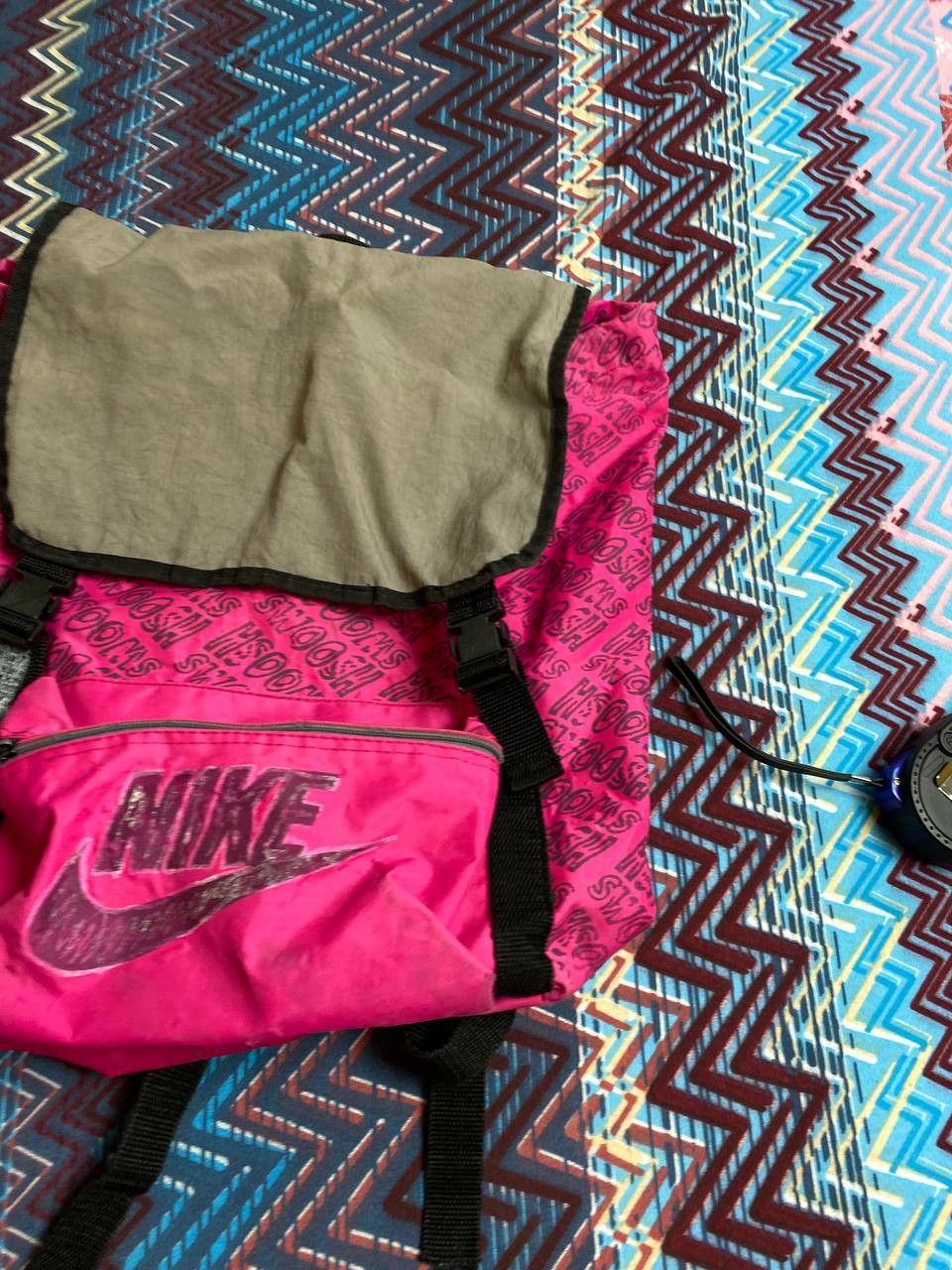 Nike Backpacks Vintage Nike big logo pink streetwear Y2K Size ONE SIZE - 5 Thumbnail