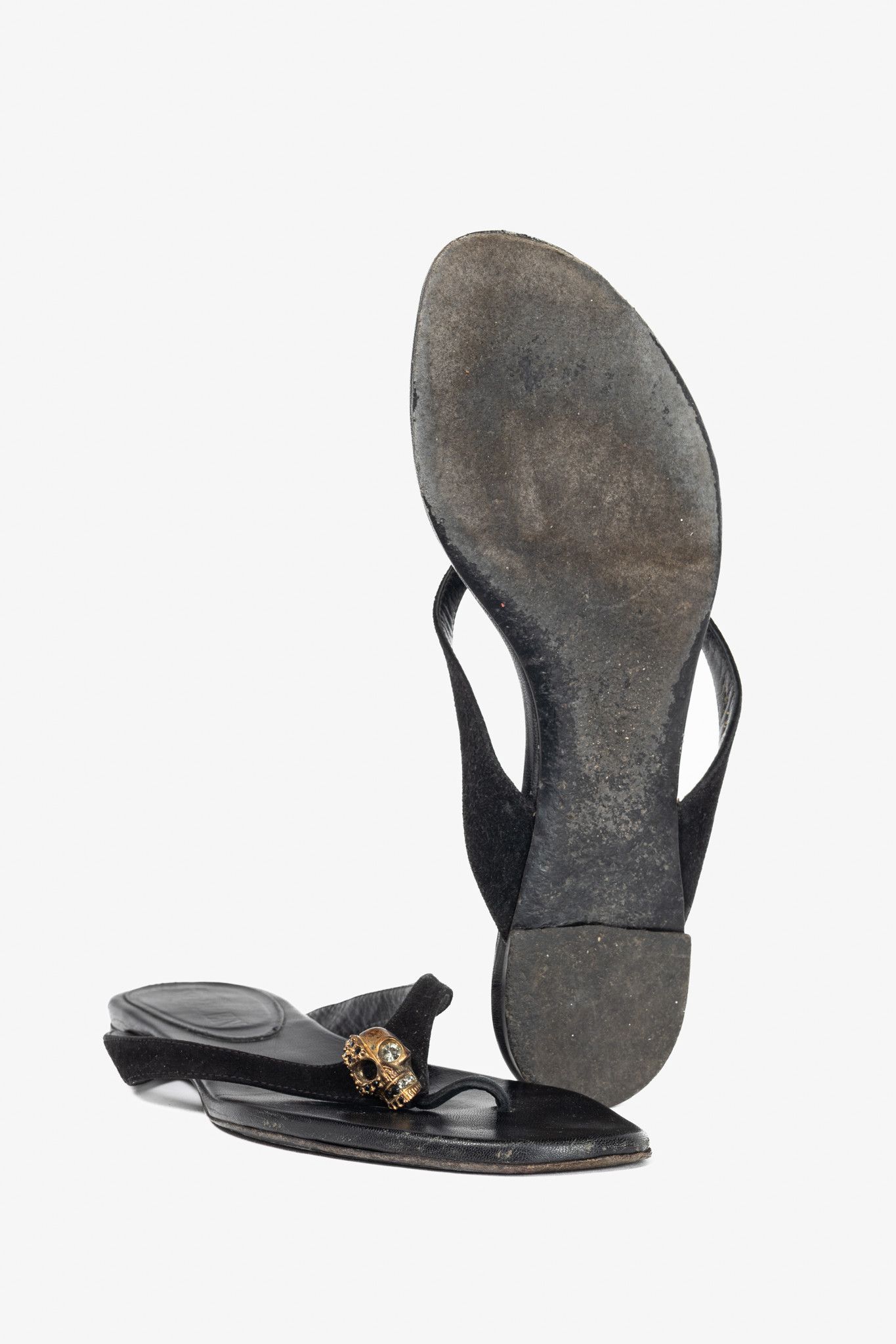 Alexander McQueen Alexander McQueen Black Suede Skull-Strap Thong Sandals Size US 8.5 / IT 38.5 - 5 Thumbnail