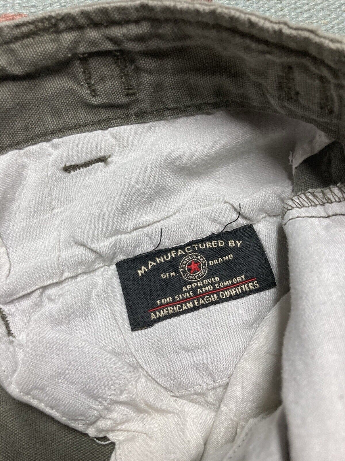 American Eagle Outfitters × Vintage y2k American eagle cargo shorts baggy skate military army 33 Size US 33 - 7 Thumbnail