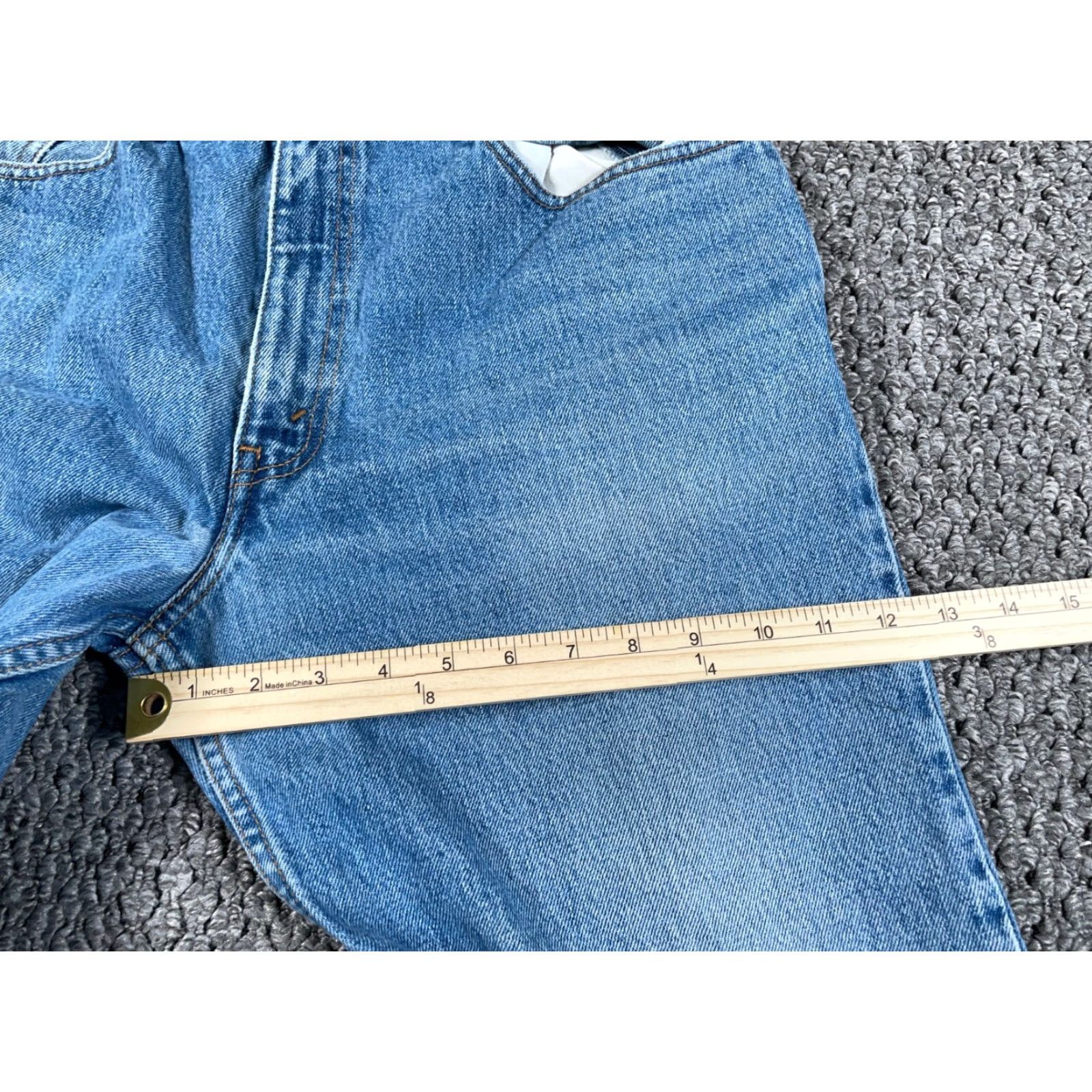 Levi's VINTAGE Levi's 550 Jeans Men’s 550 Relaxed Fit Denim 34 x 33 Blue 90s Grunge Retro Style Mens Size US 36 / EU 52 - 7 Thumbnail