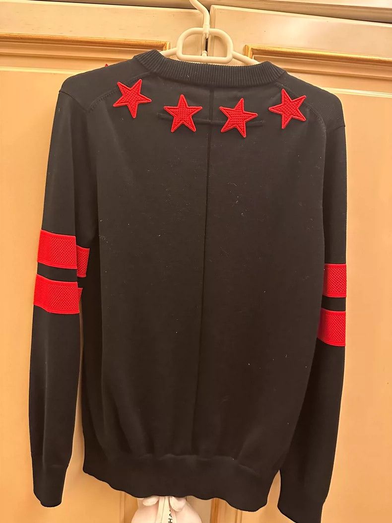 Givenchy Givenchy Hot Sale Five Star Patterned Sweater Size US XS / EU 42 / 0 - 6 Thumbnail