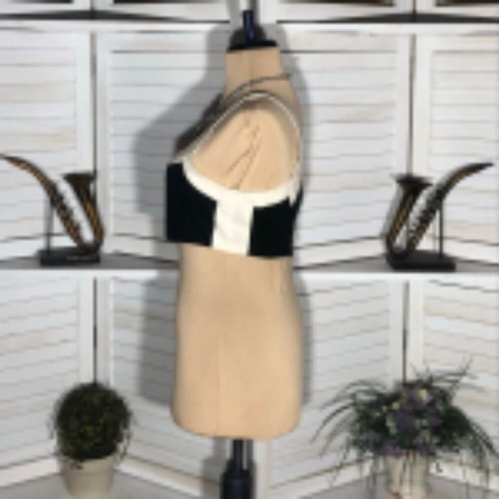 7 For All Mankind Colorblock Cropped Top Square Neckline Black/White sz XS Size XS / US 0-2 / IT 36-38 - 4 Thumbnail